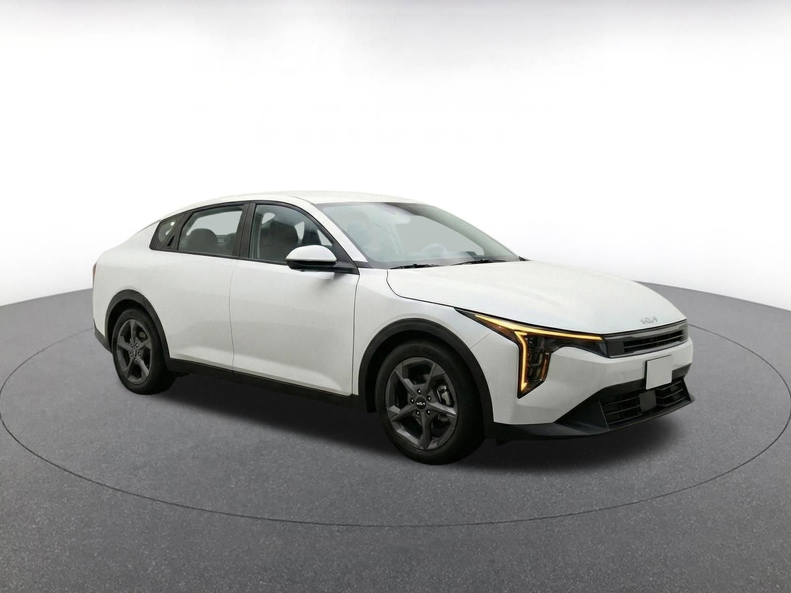 Thumbnail: 2025 Kia K4 - 2