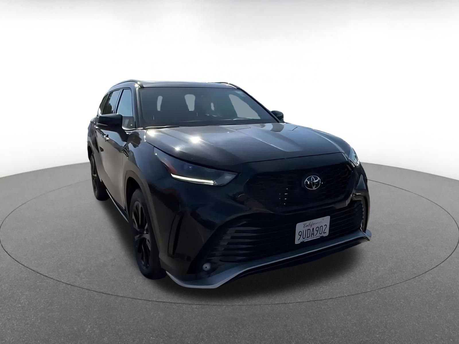 Thumbnail: 2025 Toyota Highlander - 3