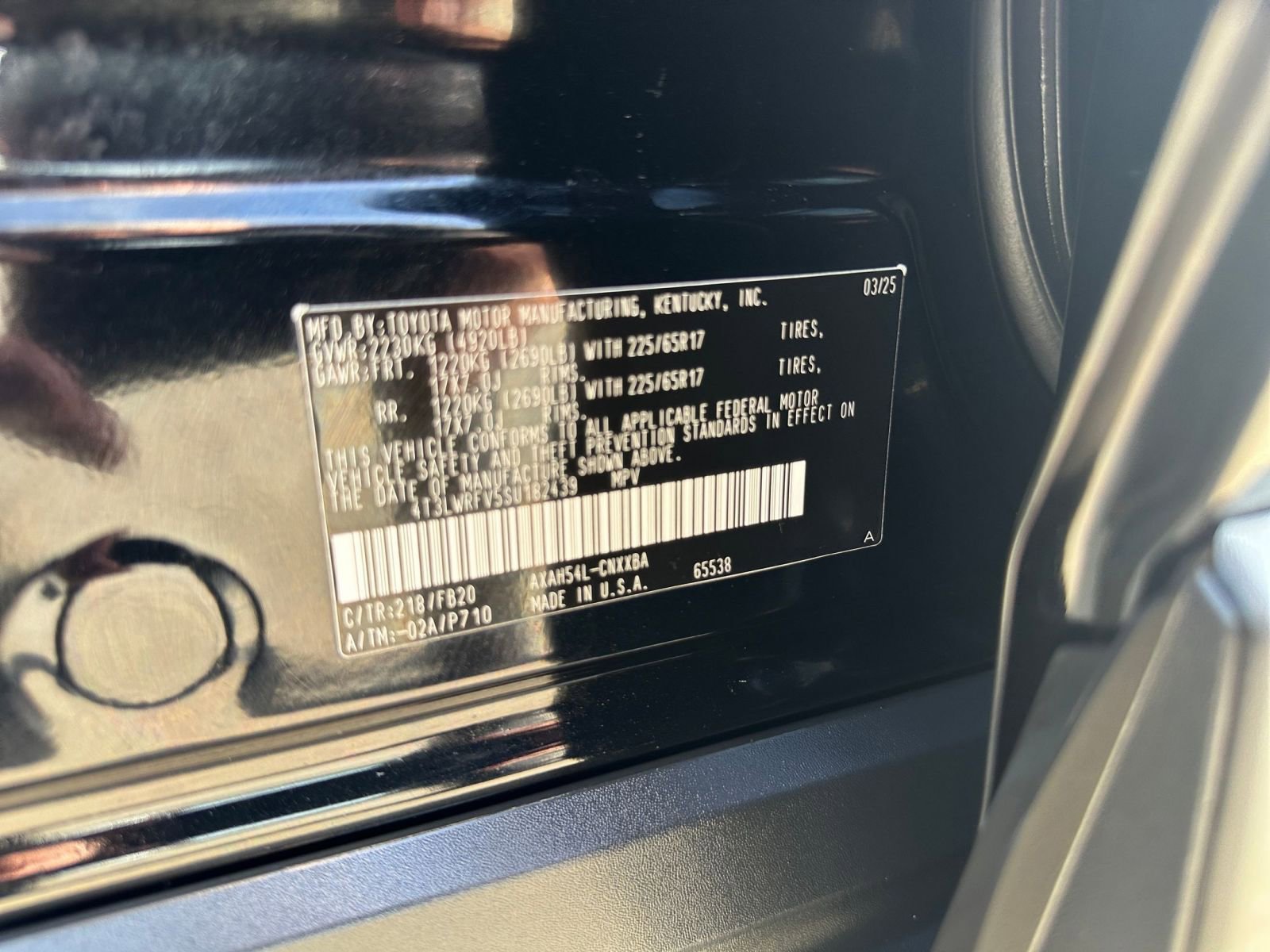 Thumbnail: 2025 Toyota RAV4 - 29