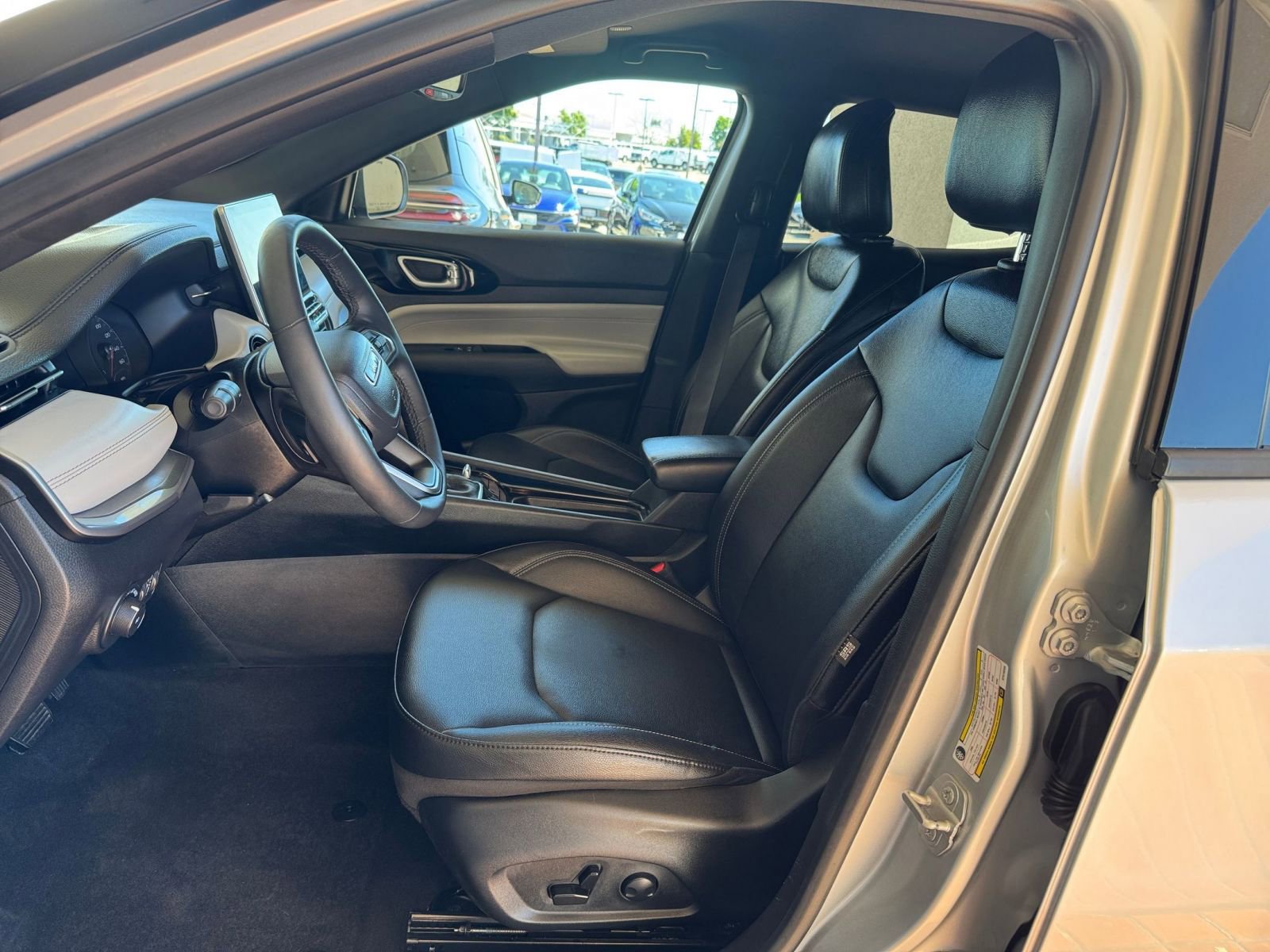 Thumbnail: 2025 Jeep Compass - 28