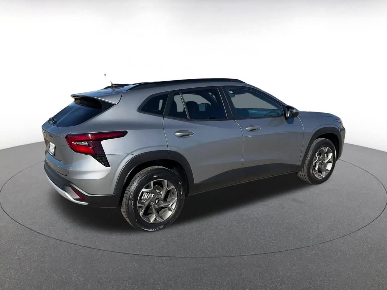 Thumbnail: 2025 Chevrolet Trax - 15