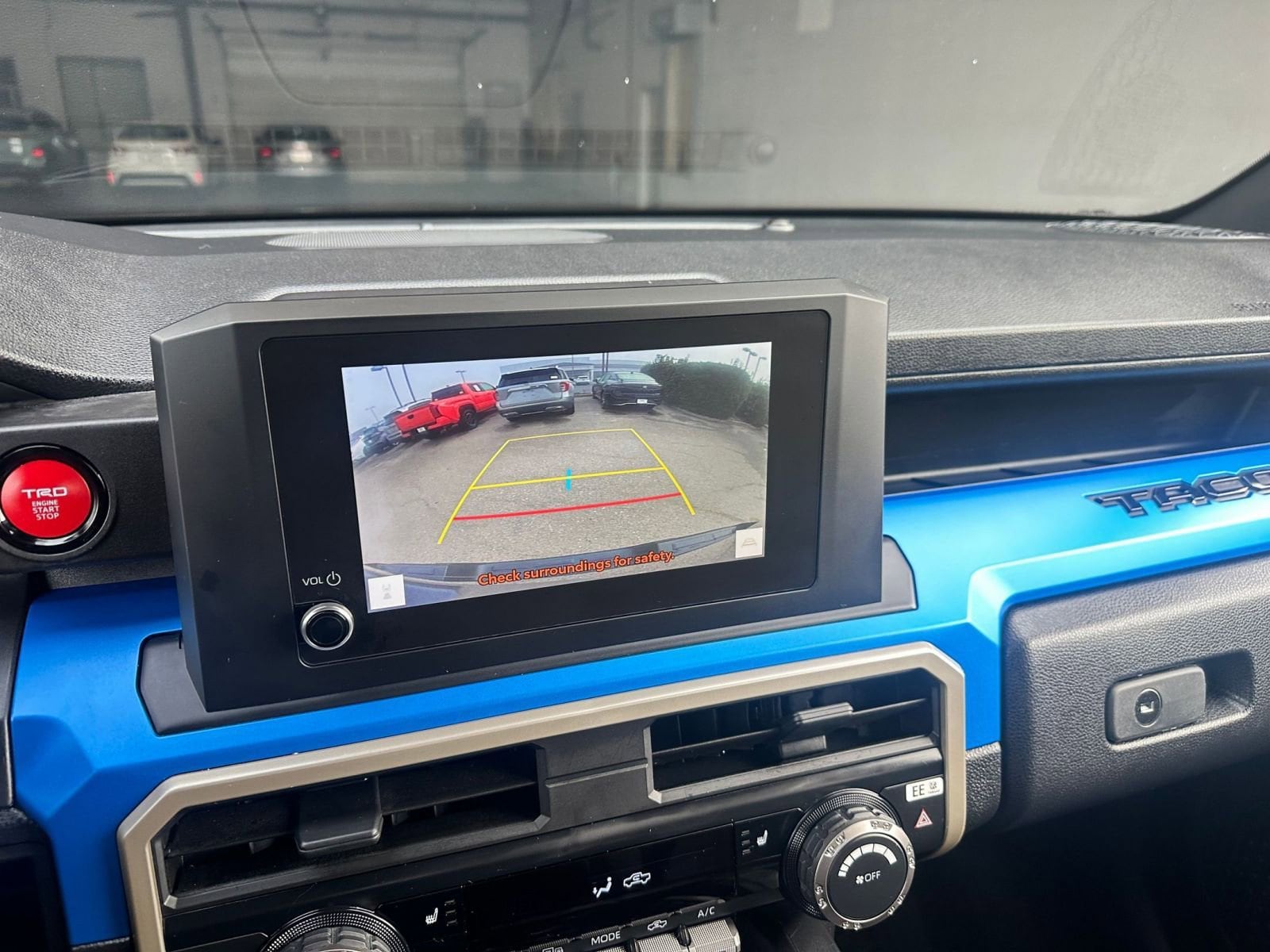 Thumbnail: 2025 Toyota Tacoma - 17