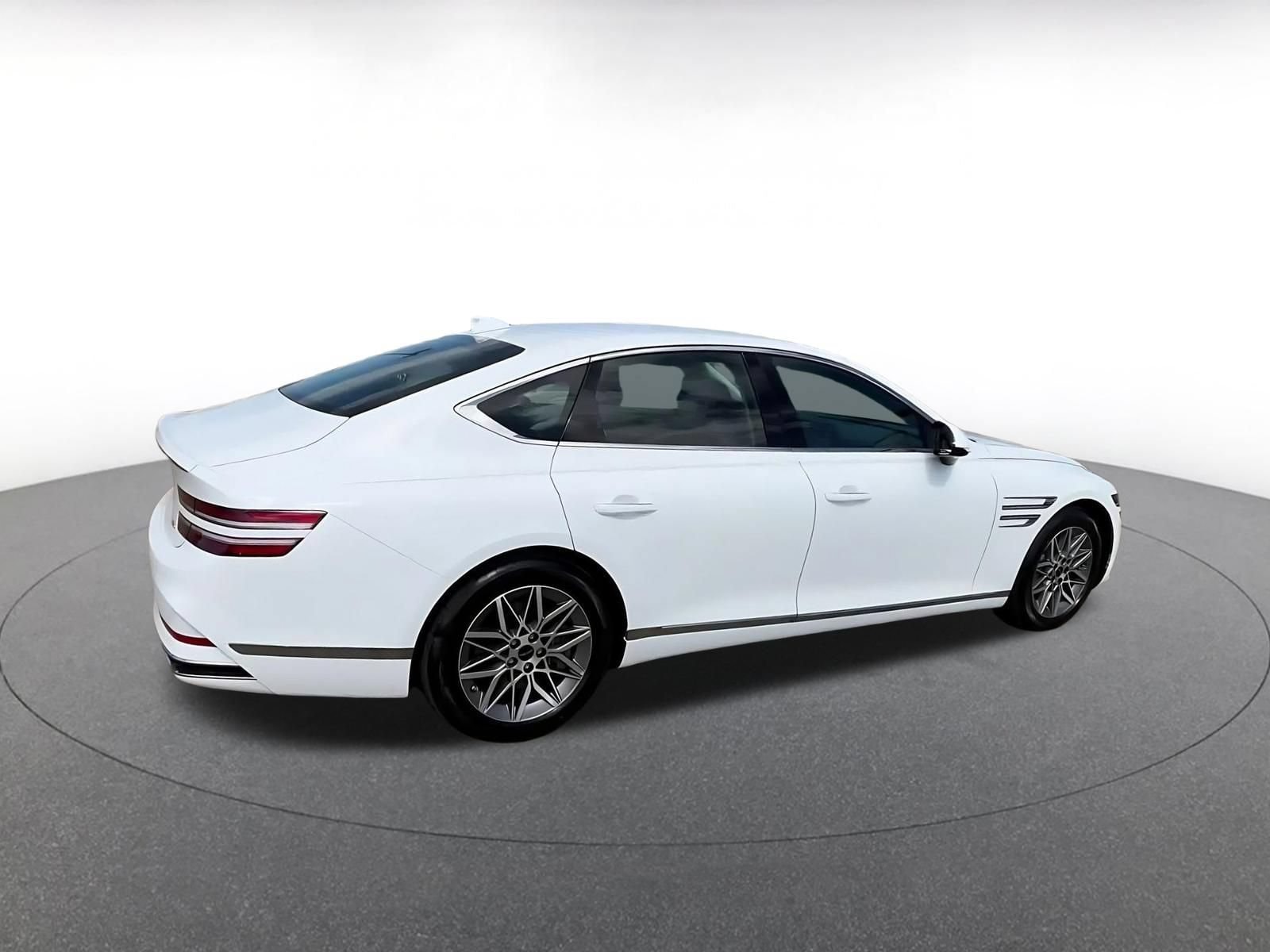 Thumbnail: 2026 Genesis G80 - 15