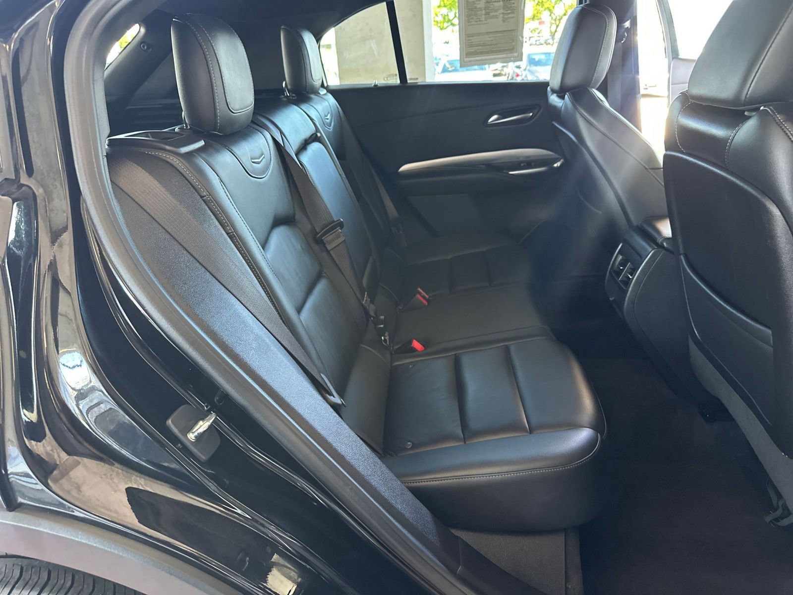 Thumbnail: 2023 Cadillac XT4 - 30