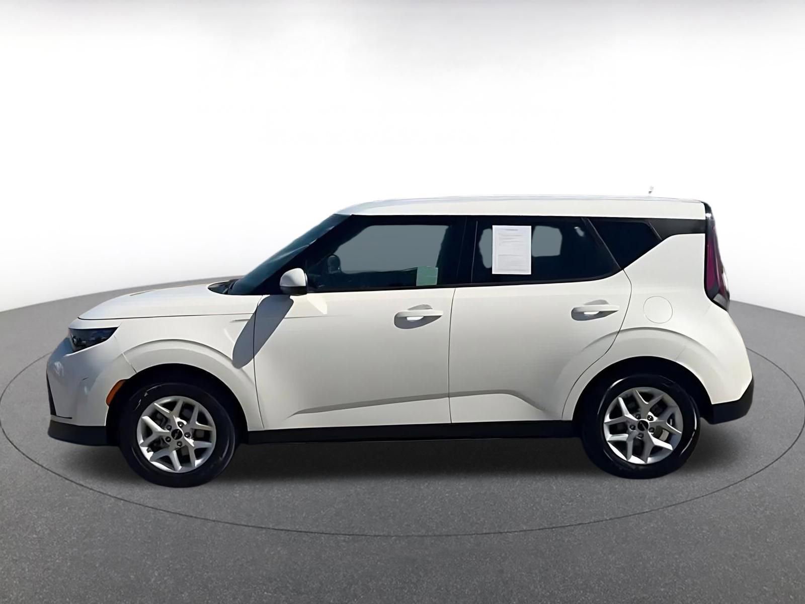 Thumbnail: 2025 Kia Soul - 9