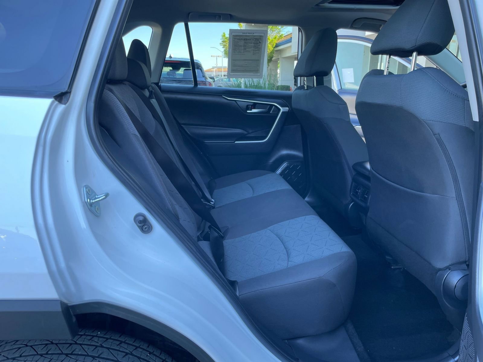 Thumbnail: 2025 Toyota RAV4 - 27