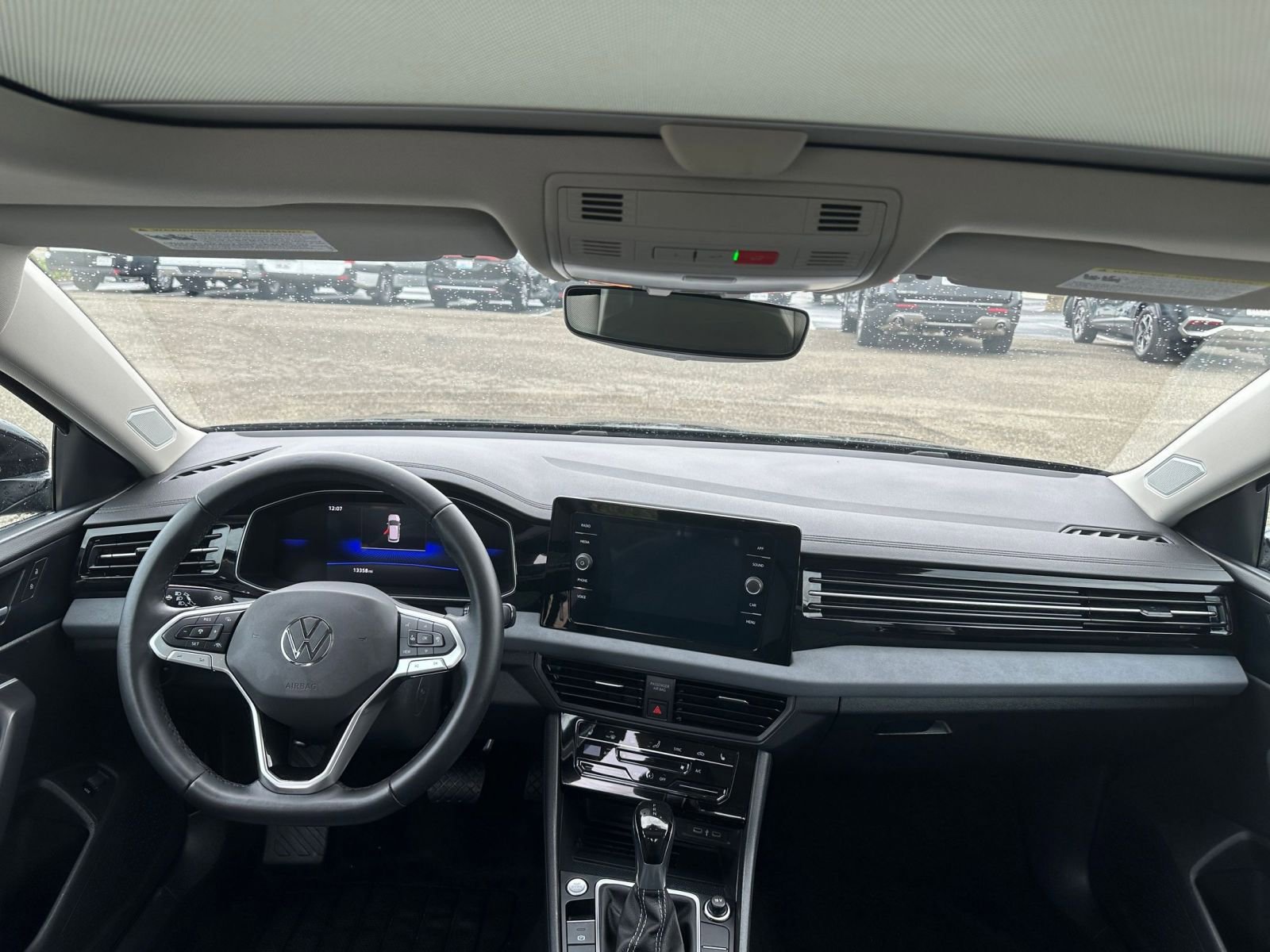 Thumbnail: 2025 Volkswagen Jetta - 35