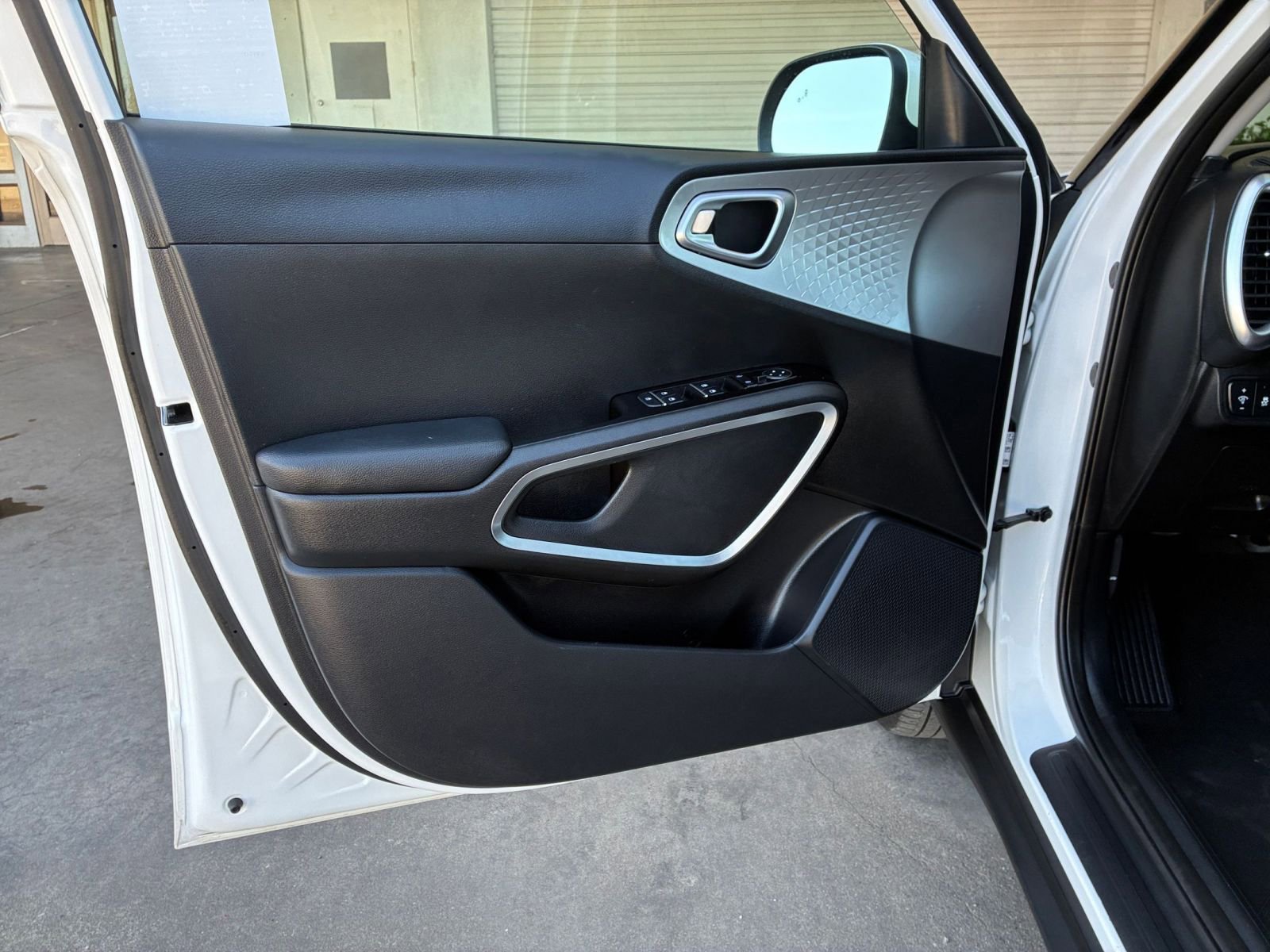Thumbnail: 2025 Kia Soul - 18