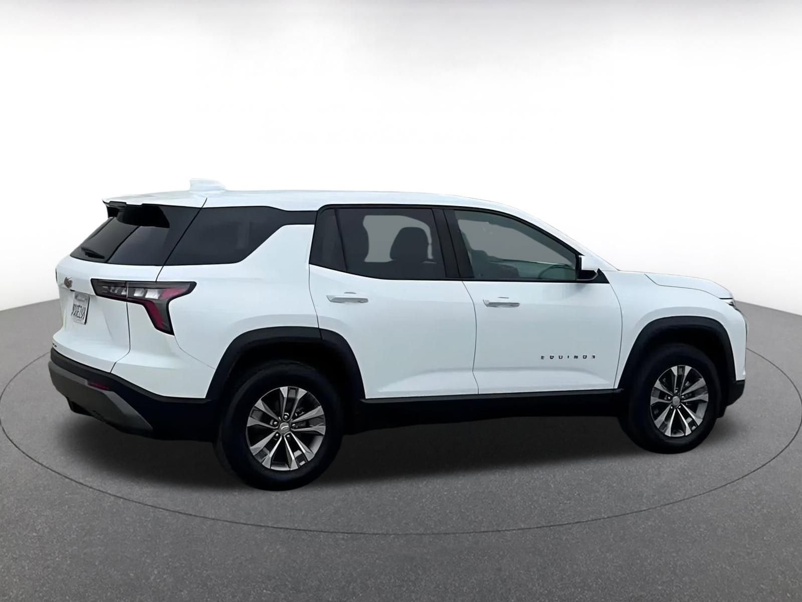 Thumbnail: 2025 Chevrolet Equinox - 9