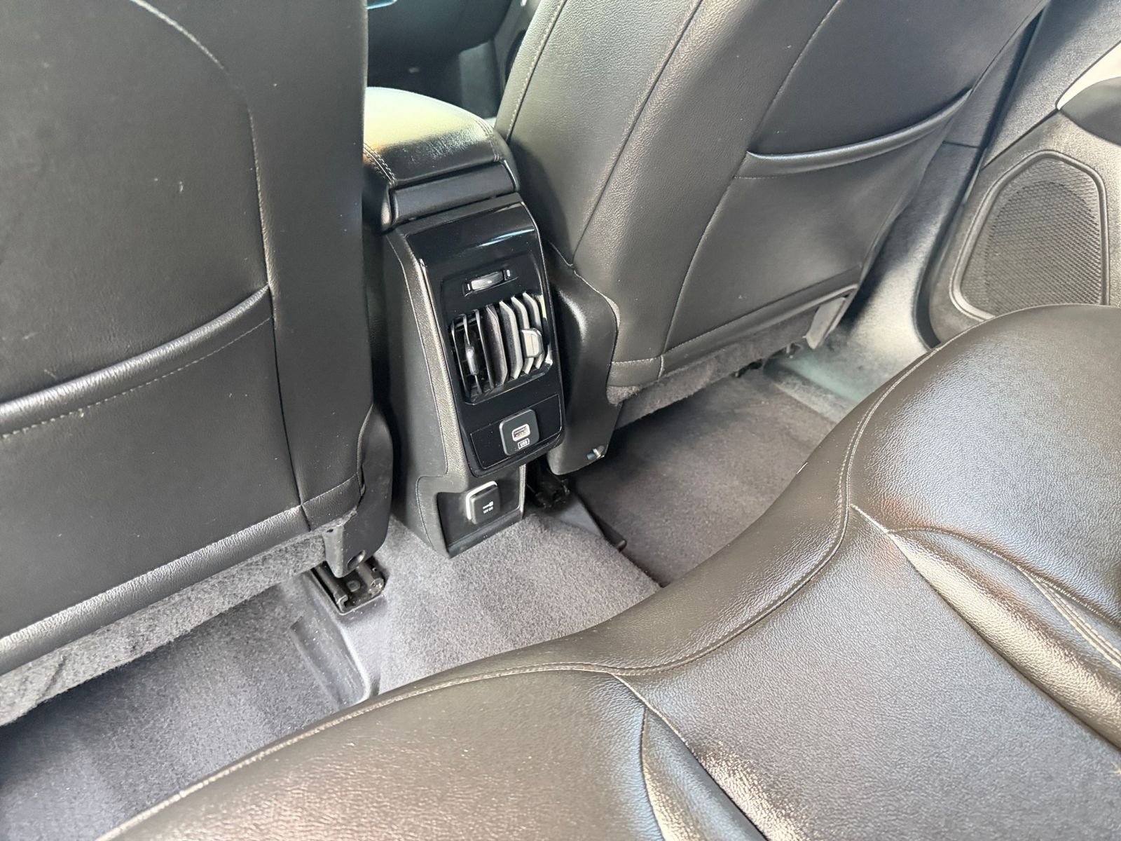 Thumbnail: 2025 Jeep Compass - 23