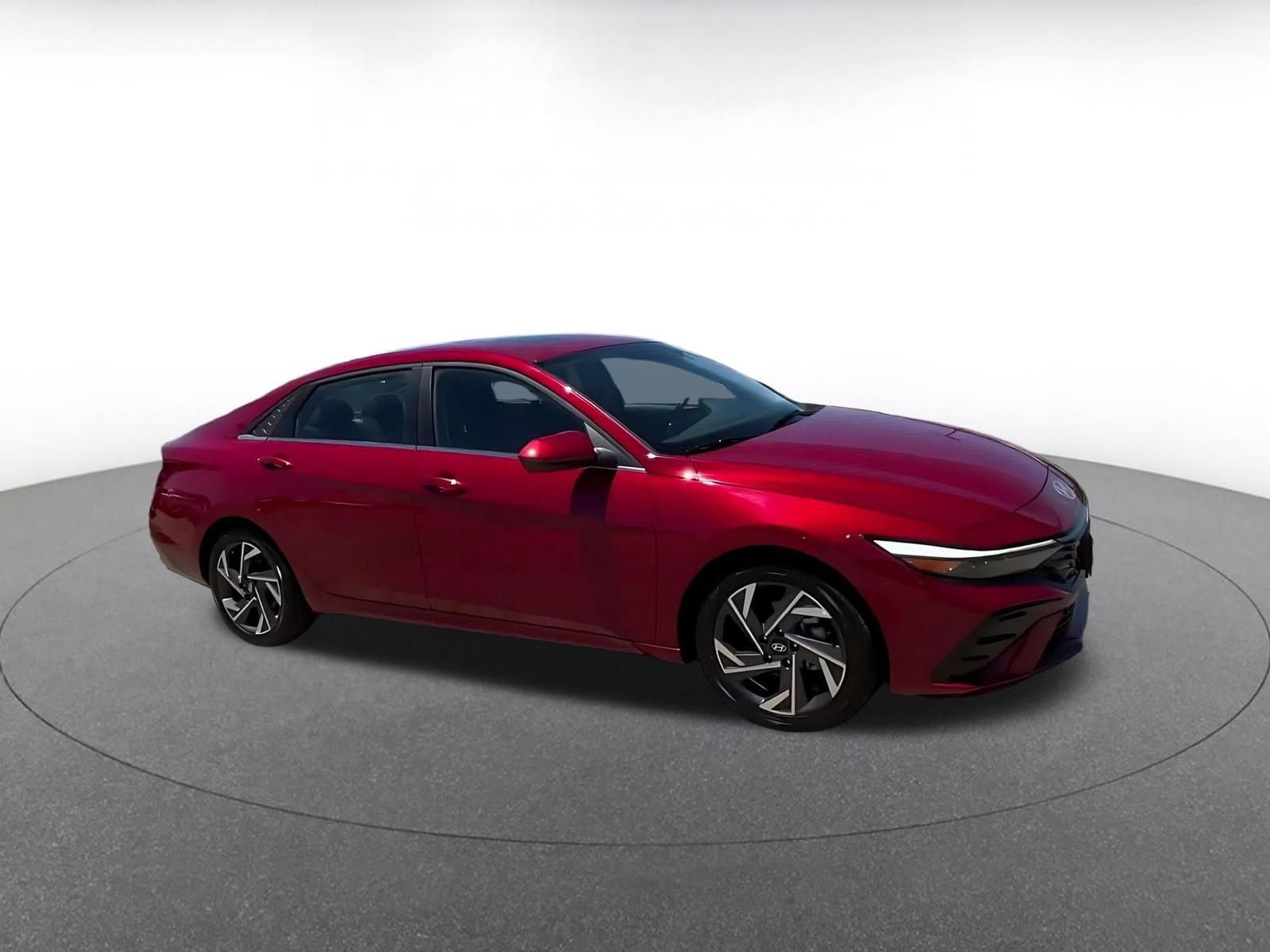 Thumbnail: 2025 Hyundai Elantra - 2
