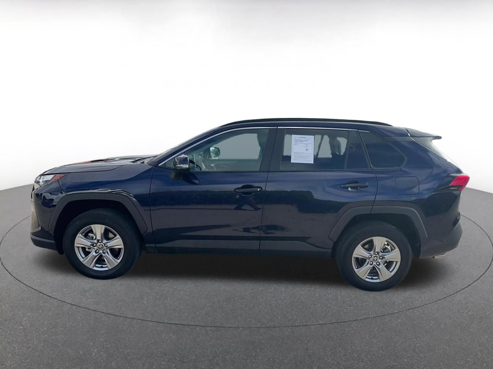 Thumbnail: 2025 Toyota RAV4 - 9