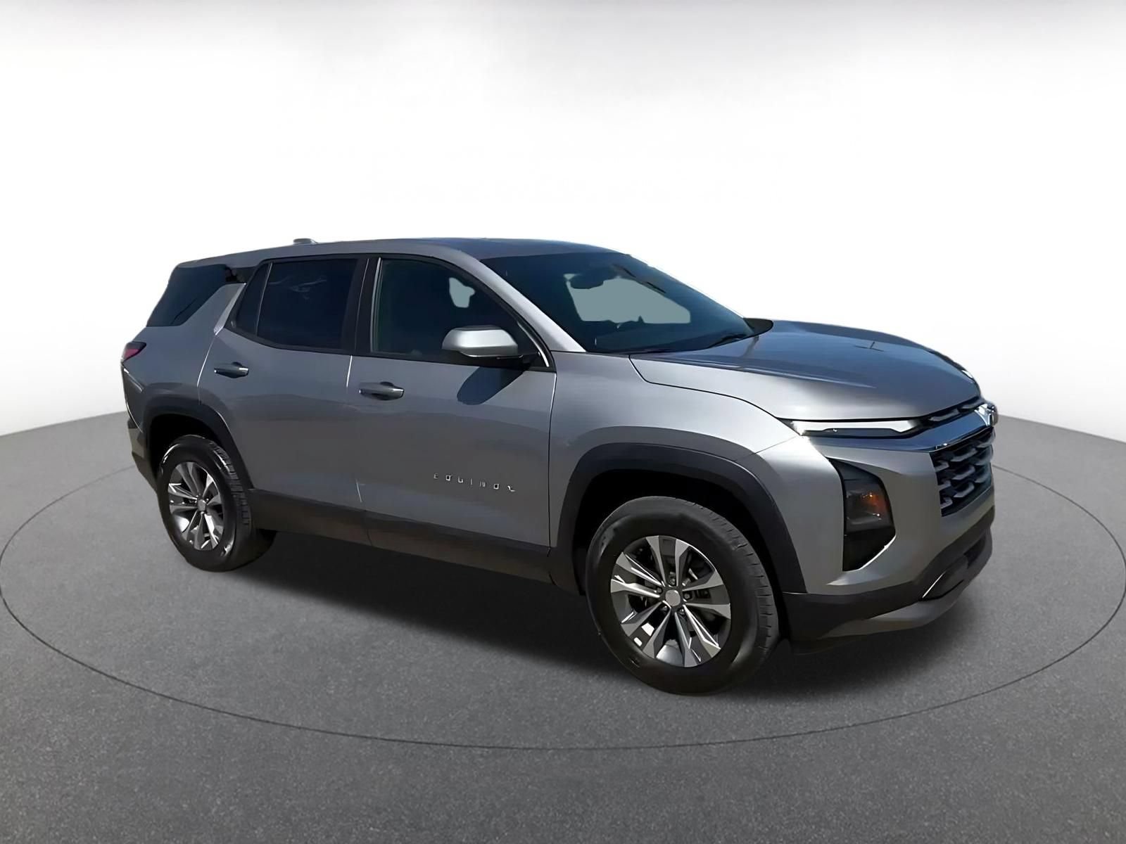 Thumbnail: 2025 Chevrolet Equinox - 2
