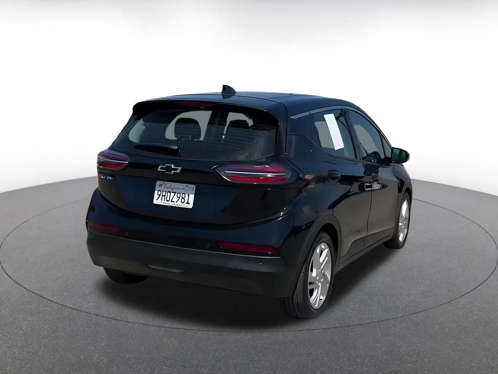 Thumbnail: 2023 Chevrolet Bolt EV - 13