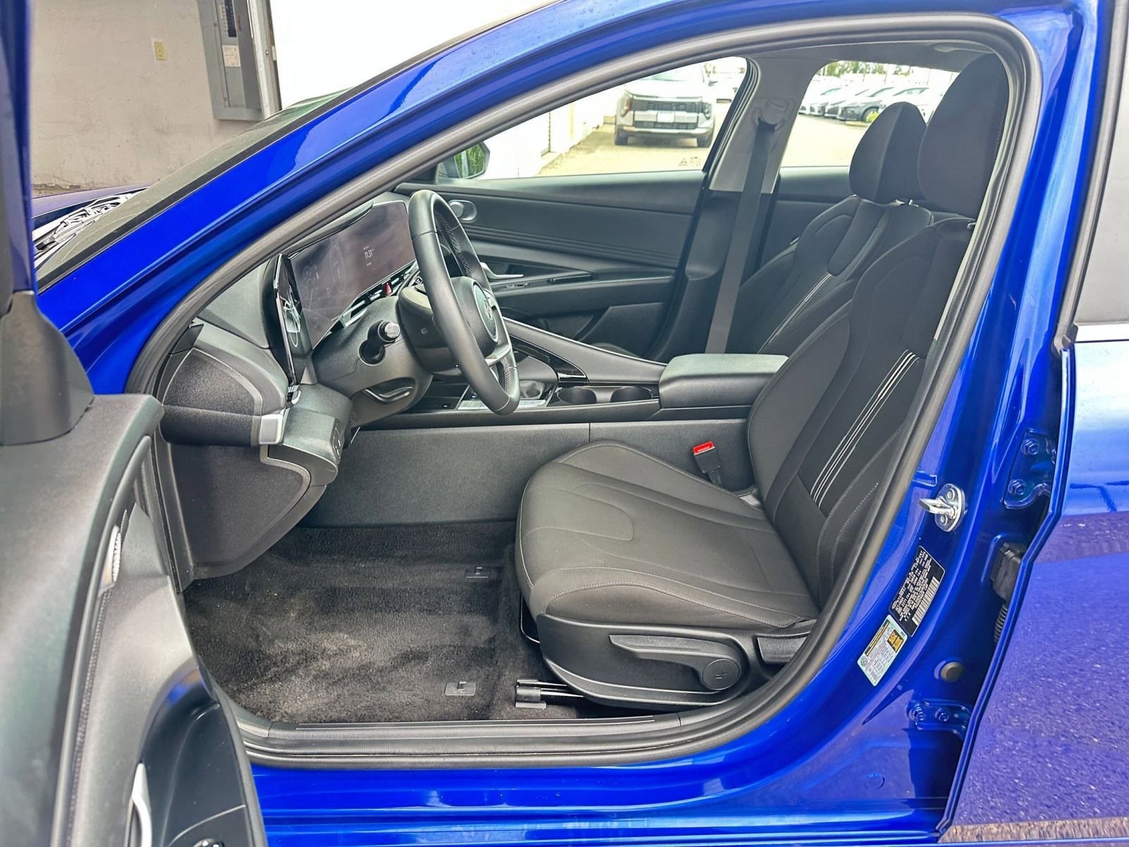 Thumbnail: 2025 Hyundai Elantra - 28