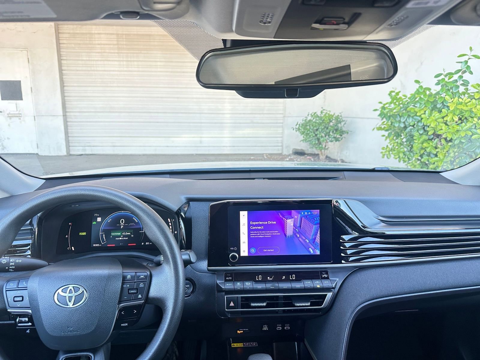 Thumbnail: 2025 Toyota Camry - 33