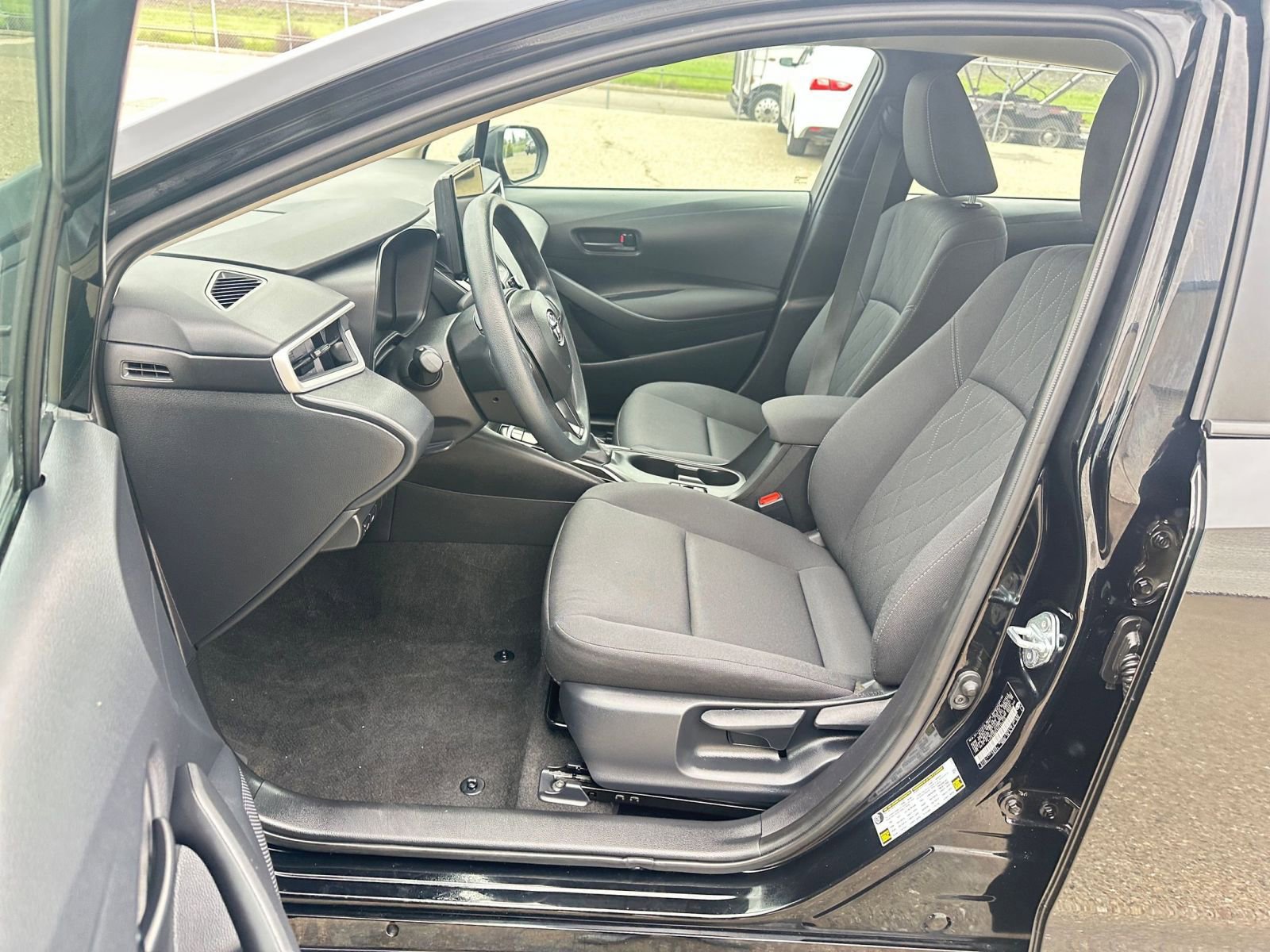 Thumbnail: 2025 Toyota Corolla - 27