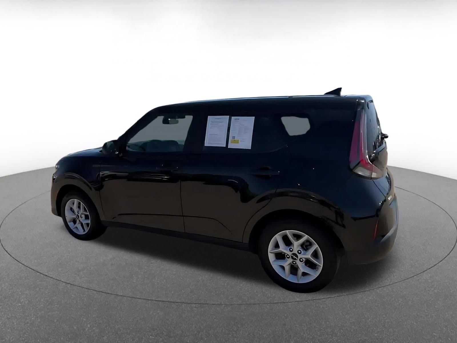 Thumbnail: 2025 Kia Soul - 10