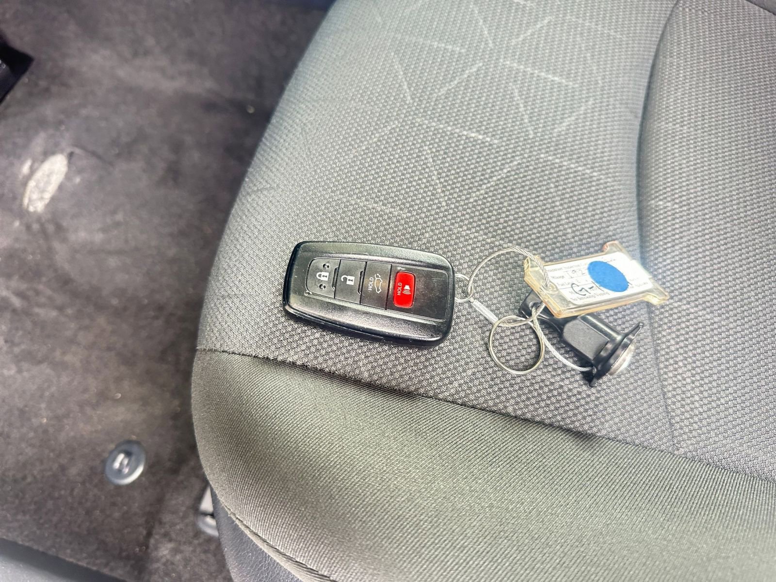 Thumbnail: 2025 Toyota RAV4 - 22