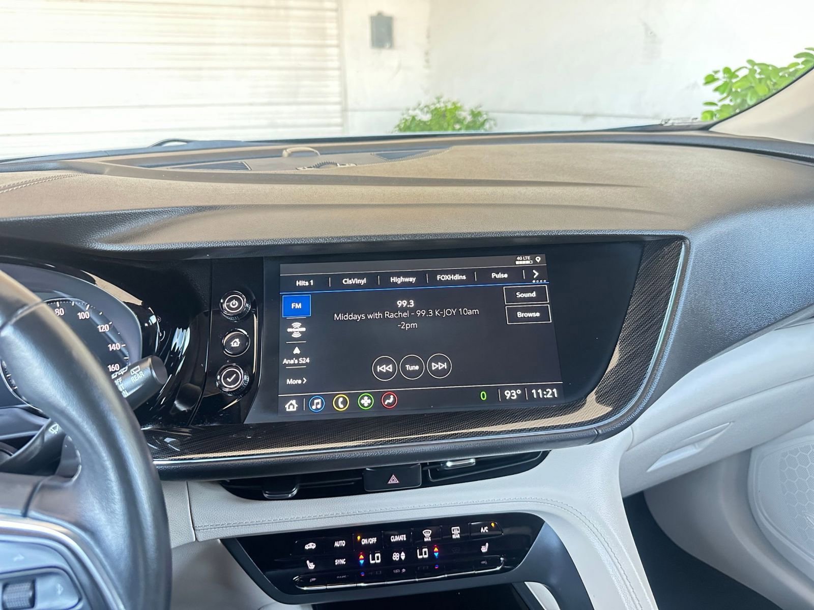 Thumbnail: 2023 Buick Envision - 21