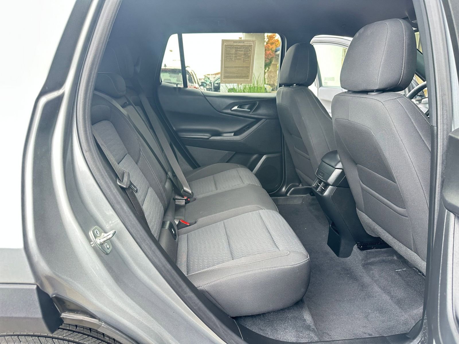 Thumbnail: 2025 Chevrolet Equinox - 25