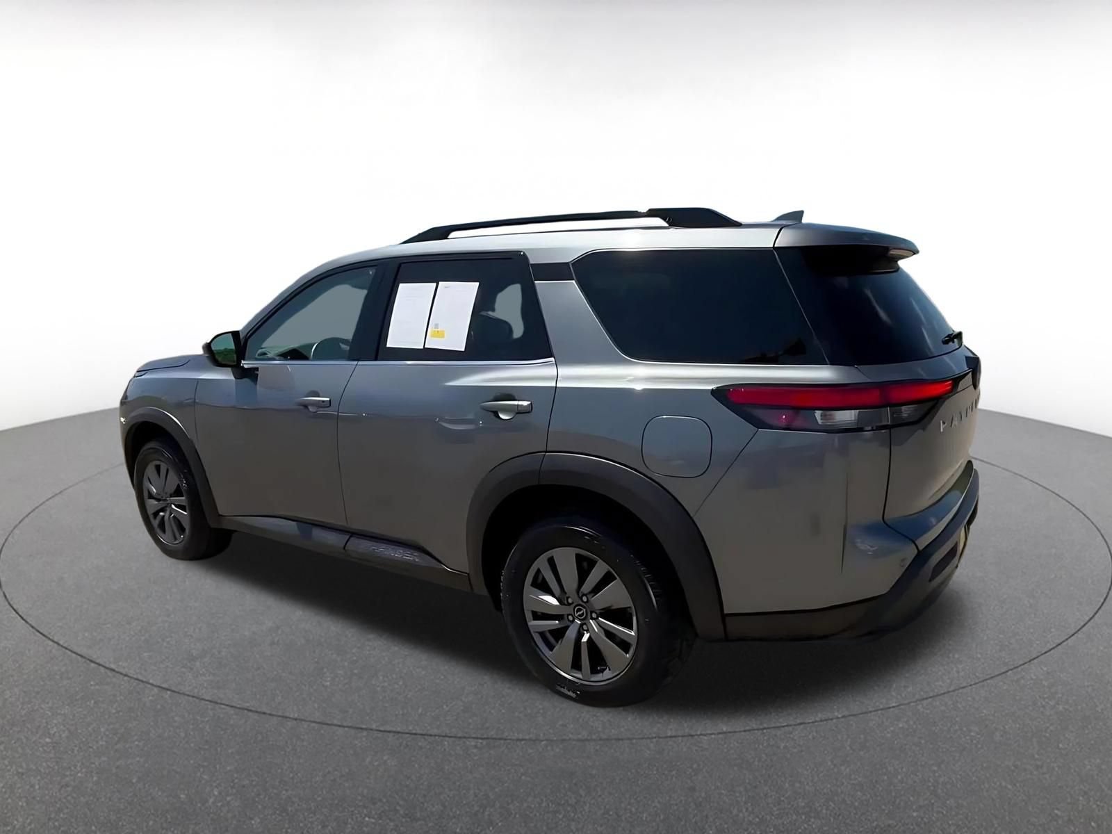 Thumbnail: 2025 Nissan Pathfinder - 10