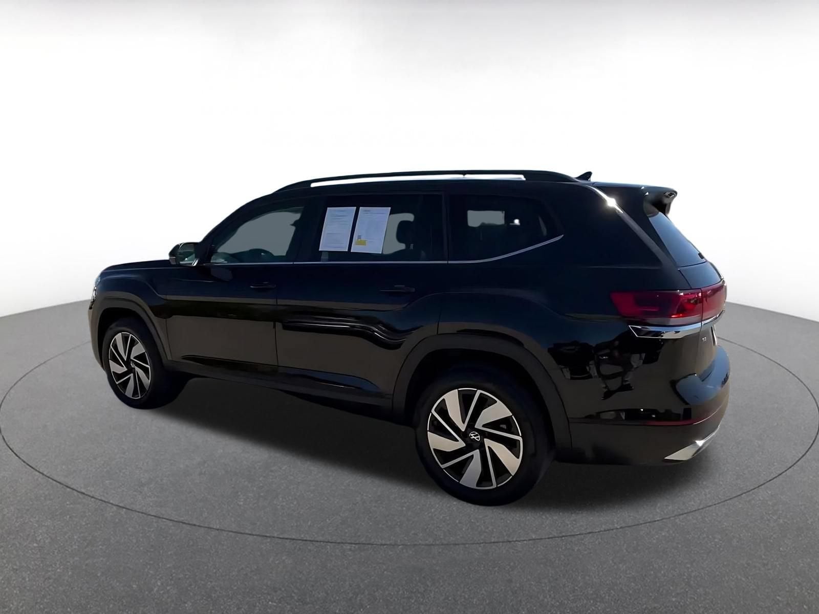 Thumbnail: 2026 Volkswagen Atlas - 10