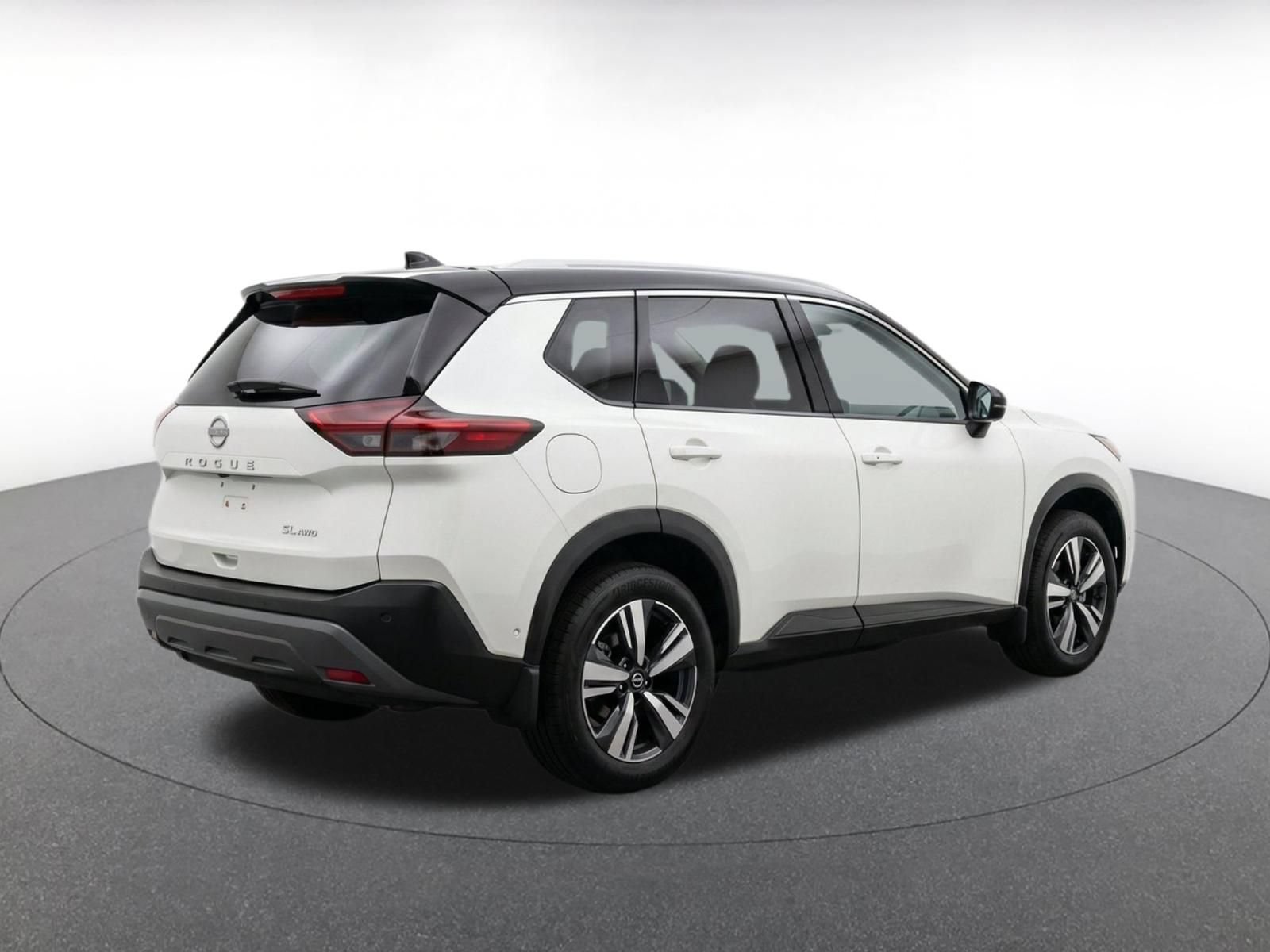 Thumbnail: 2026 Nissan Rogue - 9