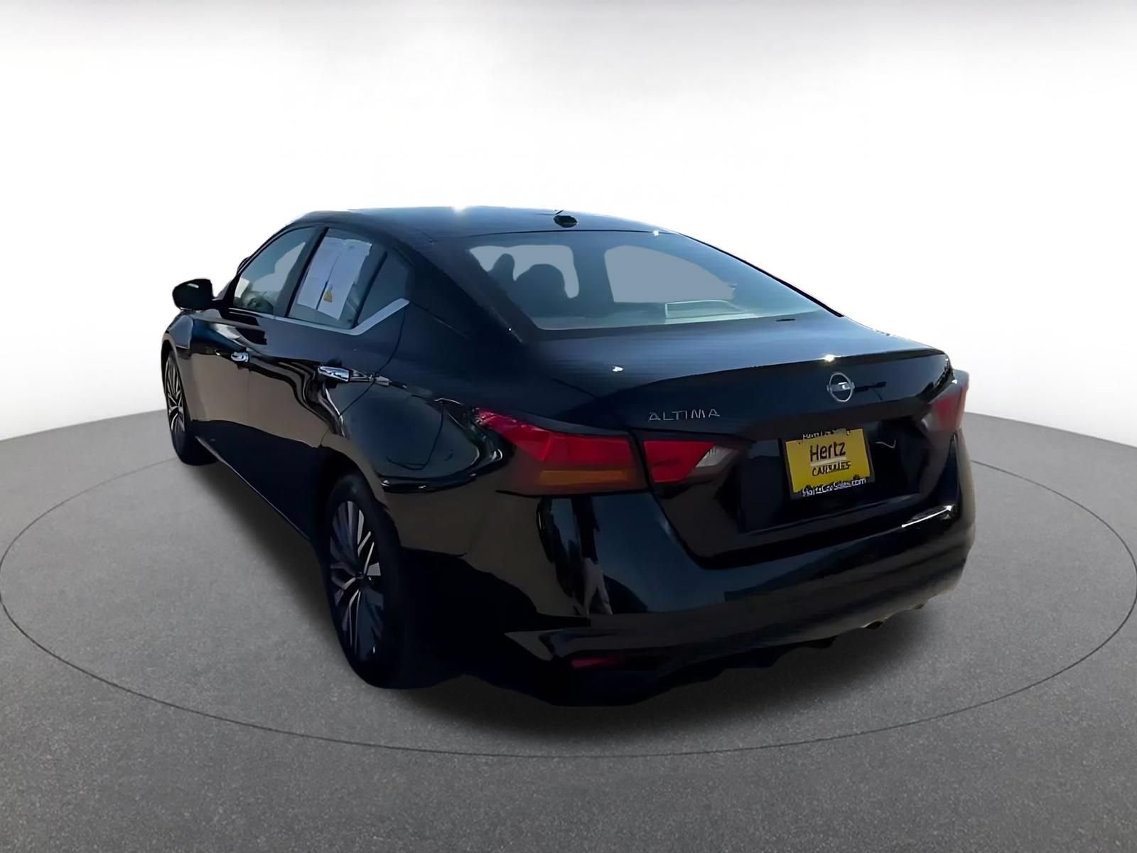 Thumbnail: 2025 Nissan Altima - 11