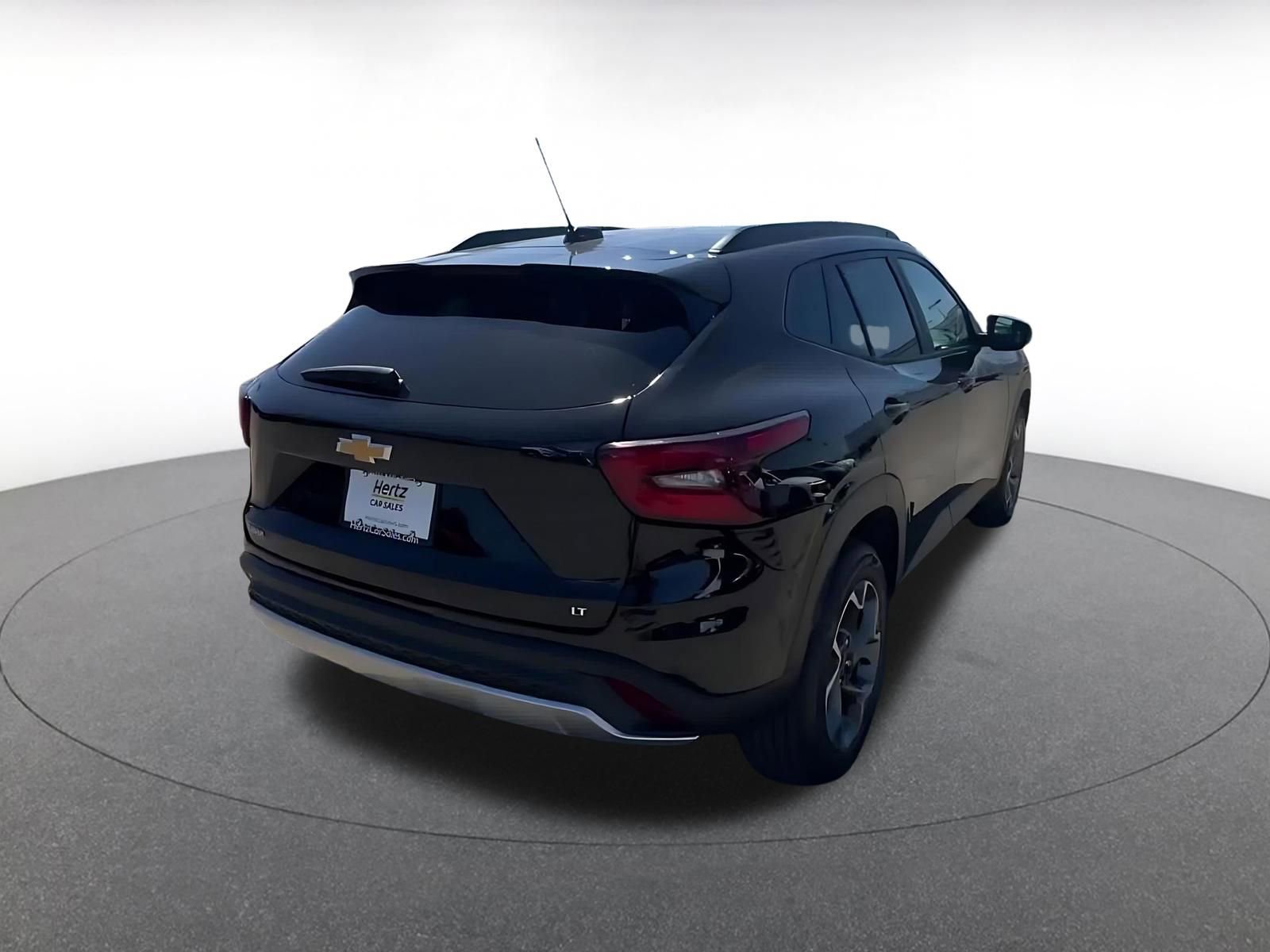 Thumbnail: 2025 Chevrolet Trax - 15