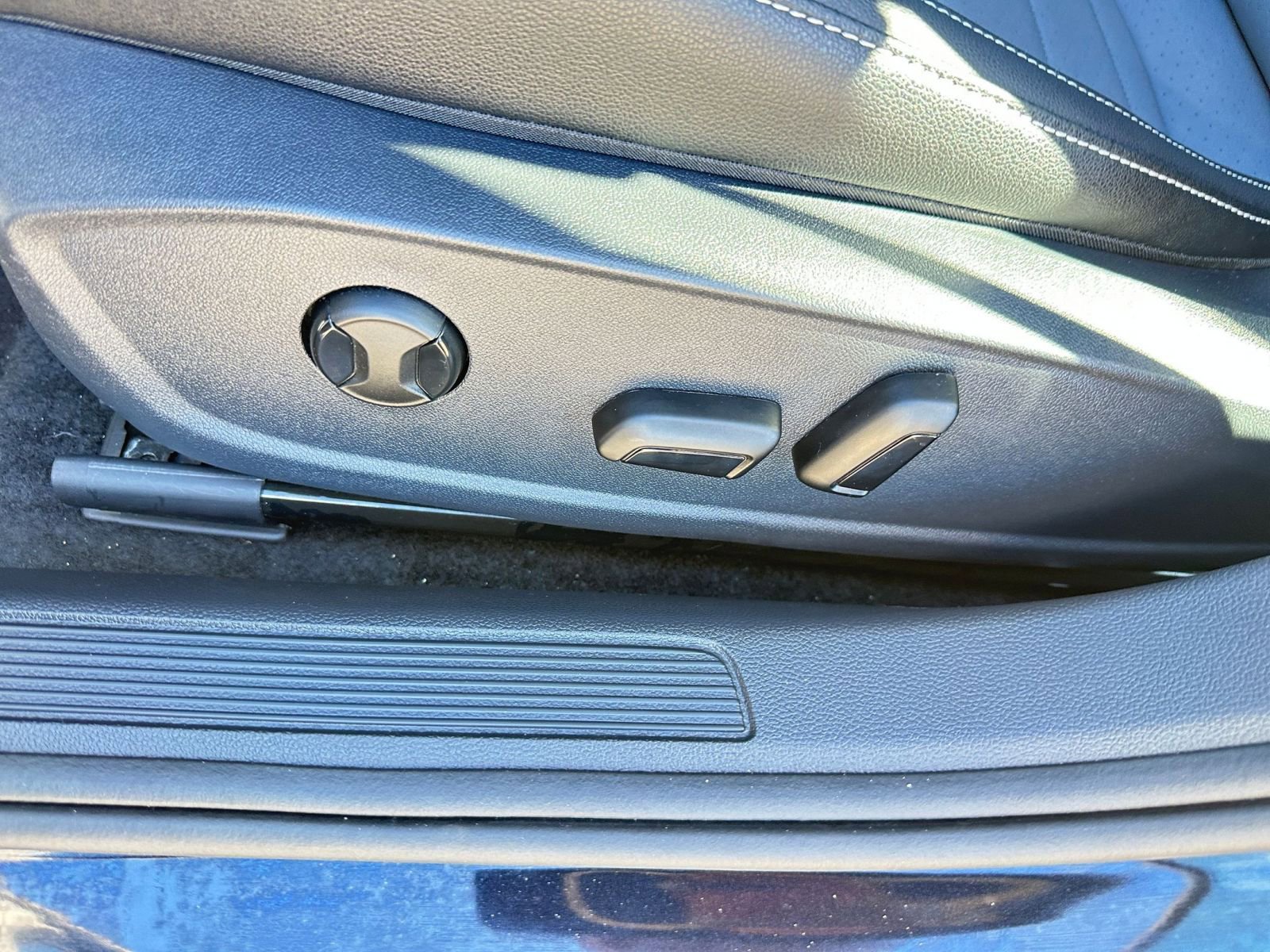 Thumbnail: 2025 Volkswagen Jetta - 23