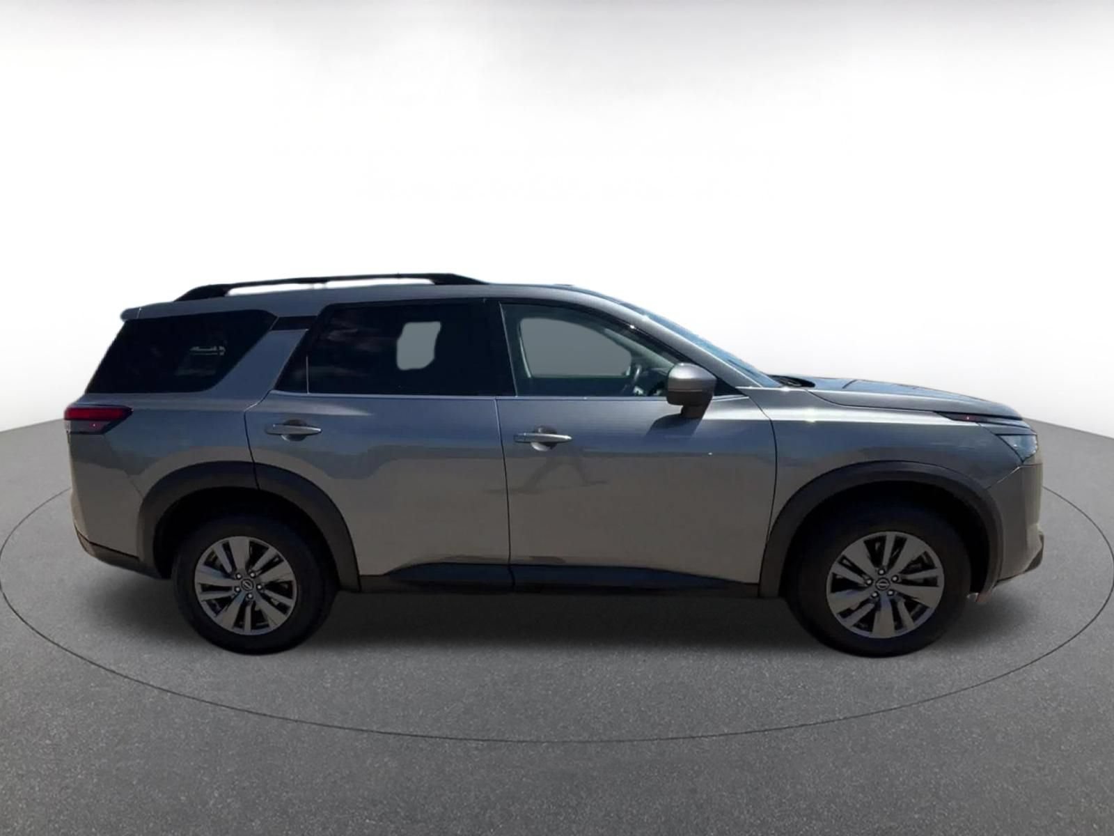 Thumbnail: 2025 Nissan Pathfinder - 16