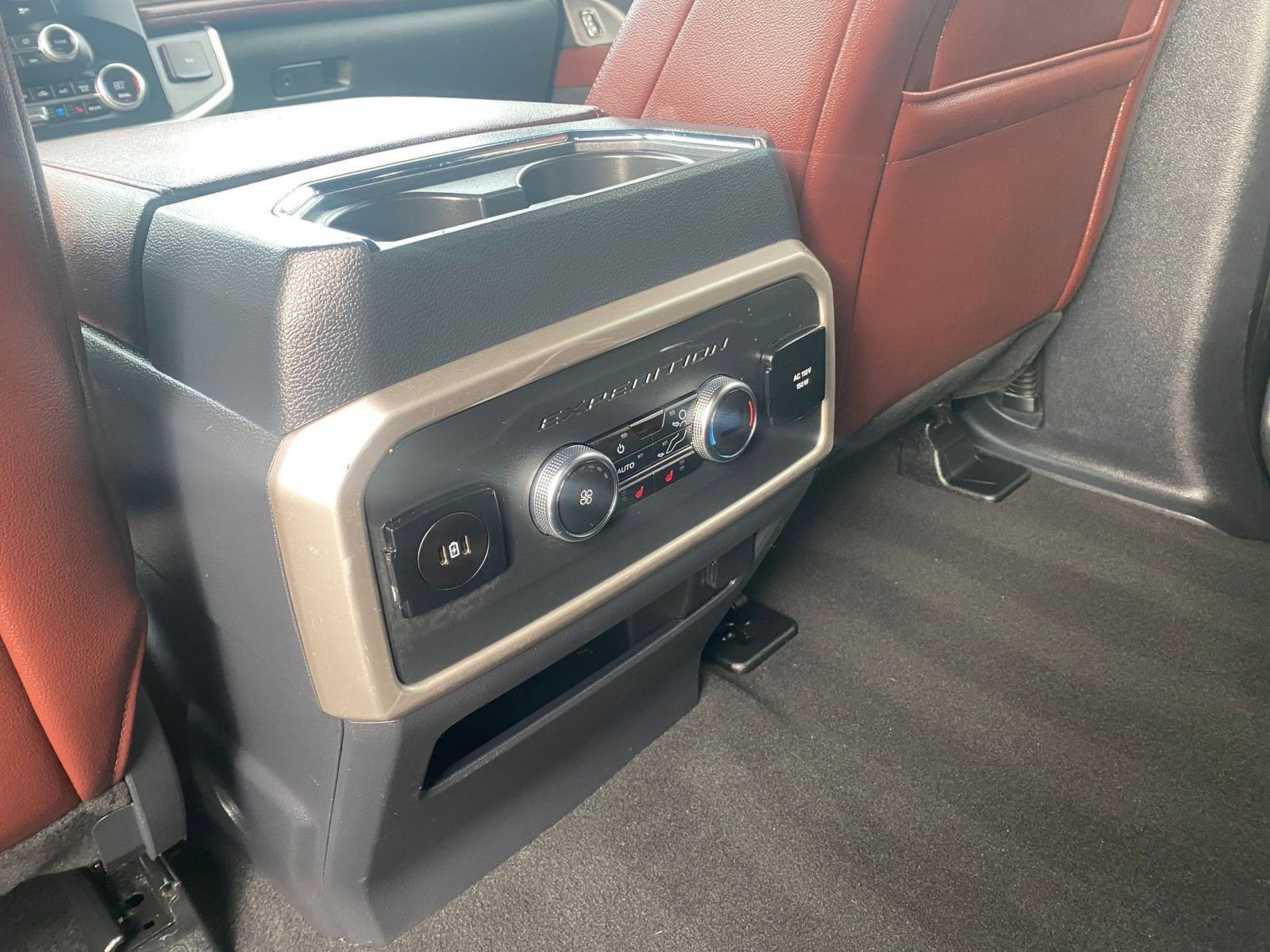 Thumbnail: 2024 Ford Expedition - 25