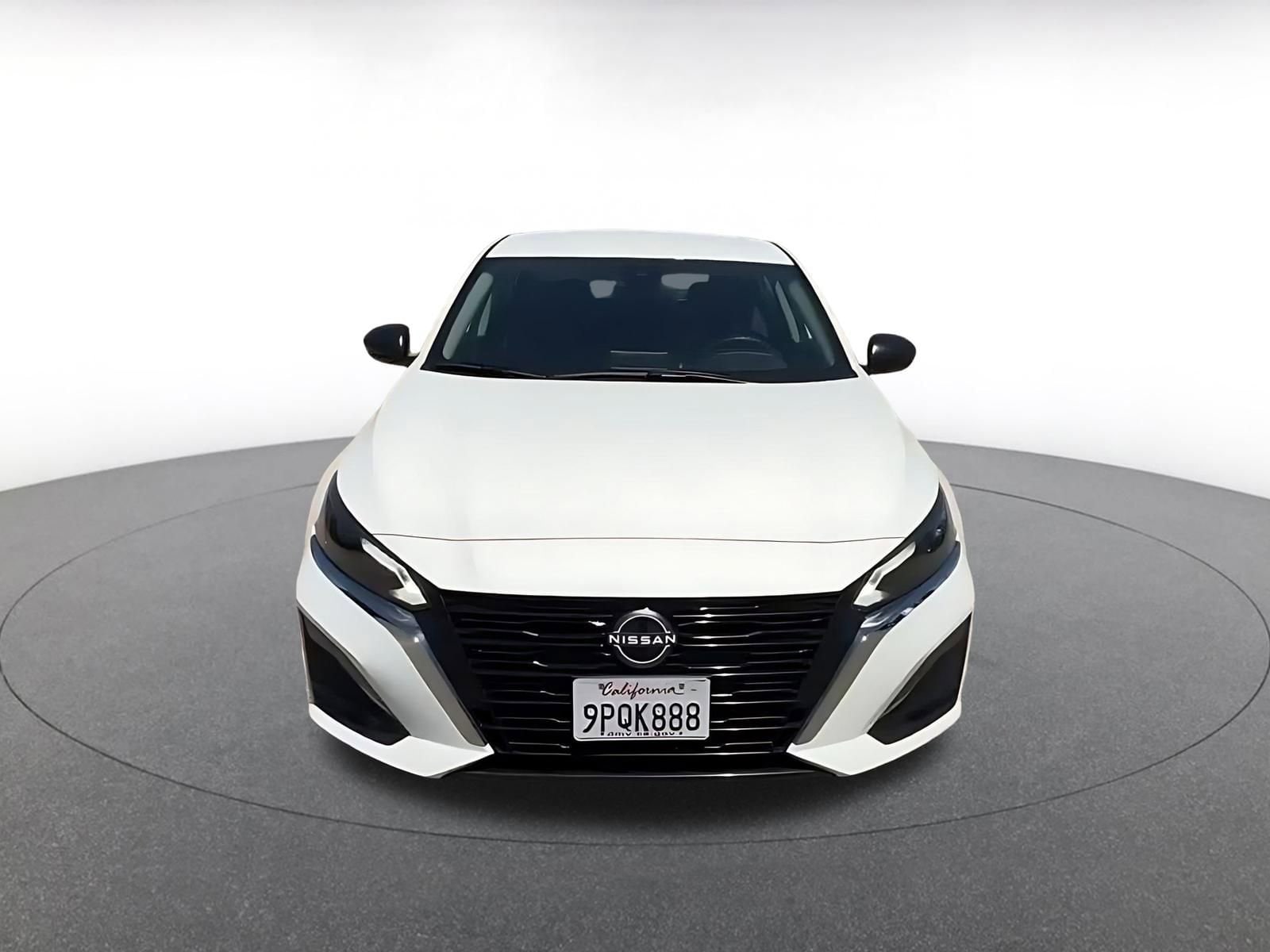 Thumbnail: 2025 Nissan Altima - 4