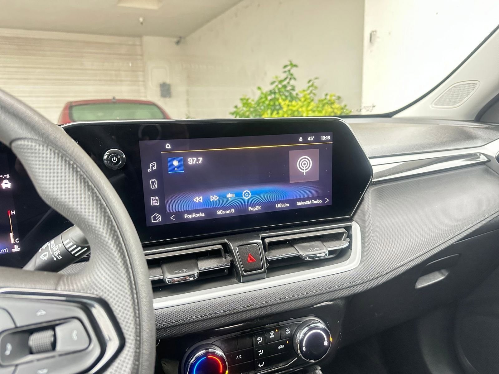 Thumbnail: 2025 Chevrolet TrailBlazer - 21