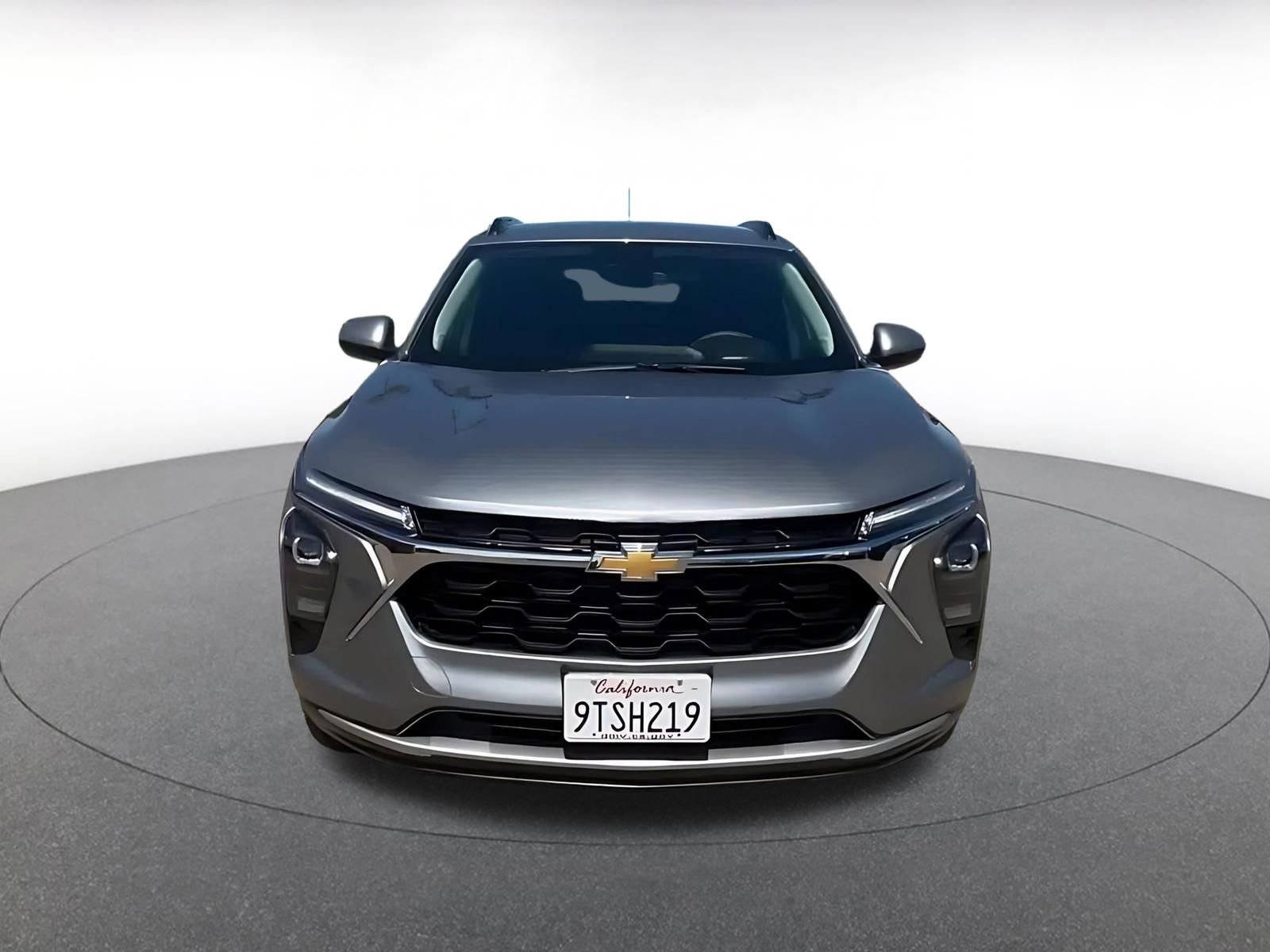 Thumbnail: 2025 Chevrolet Trax - 4