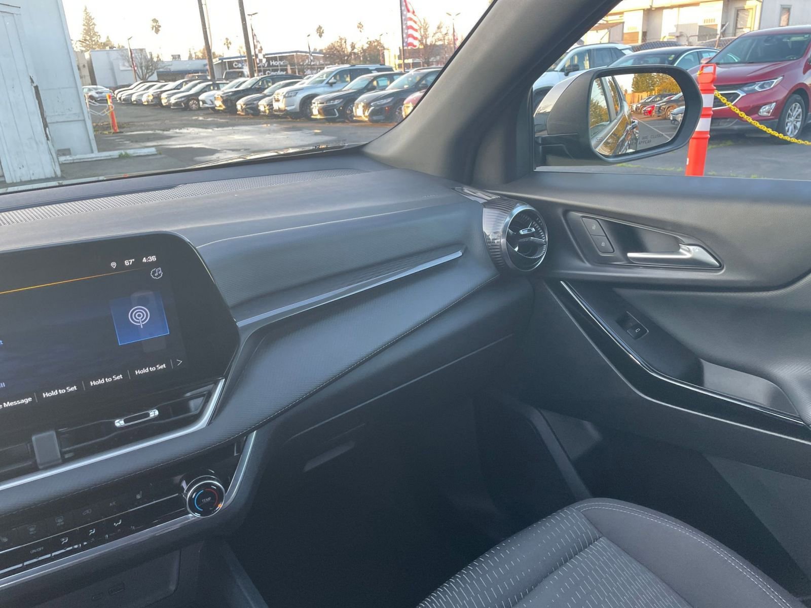 Thumbnail: 2025 Chevrolet Equinox - 34