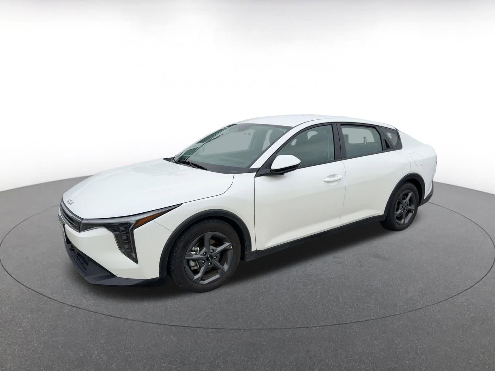 Thumbnail: 2025 Kia K4 - 3