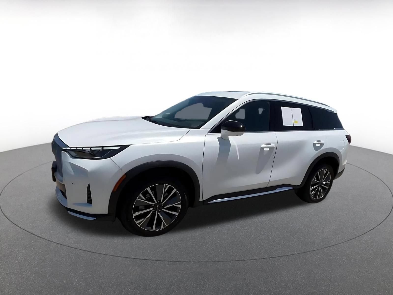 Thumbnail: 2026 INFINITI QX60 - 8