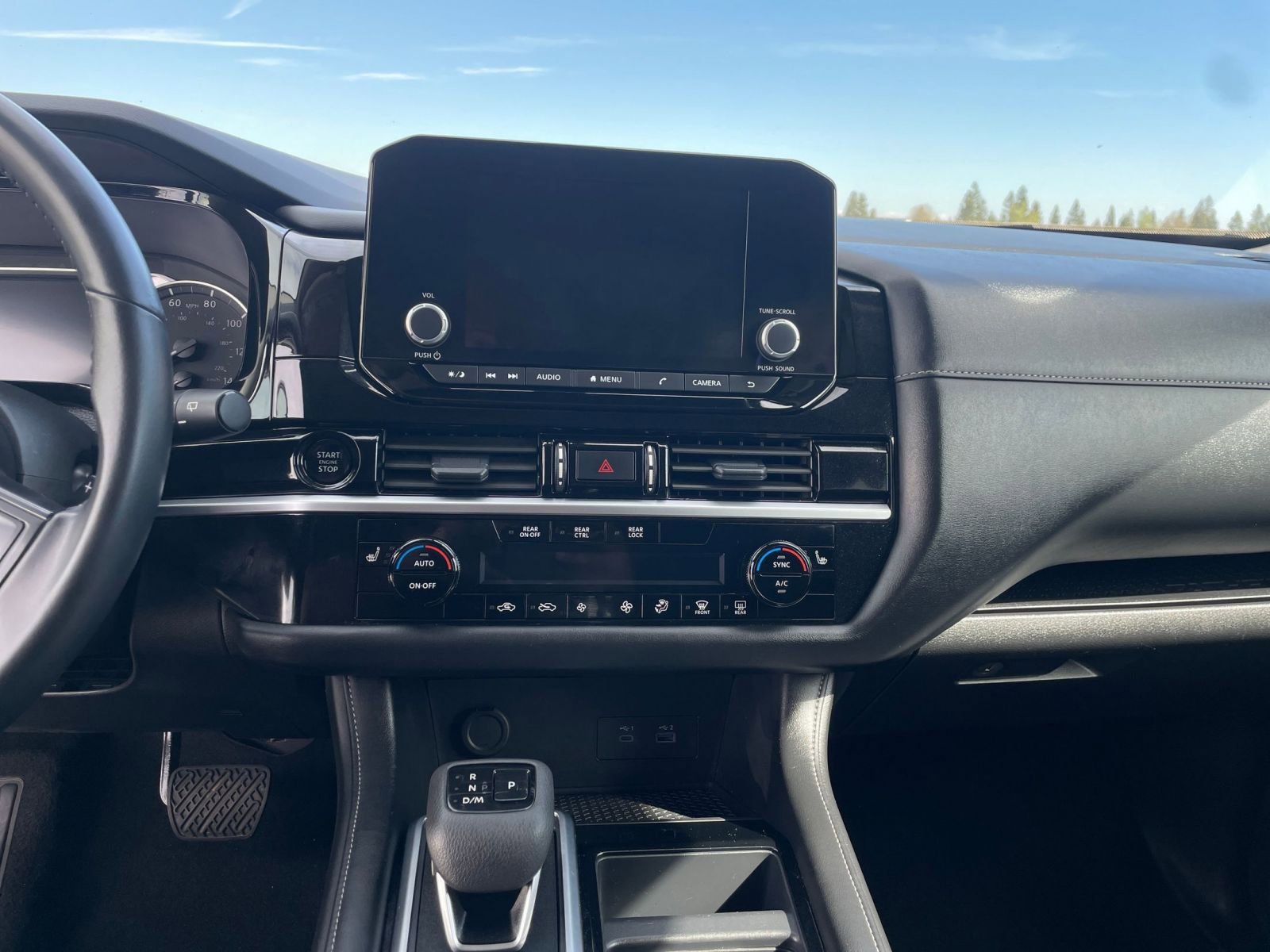 Thumbnail: 2025 Nissan Pathfinder - 17