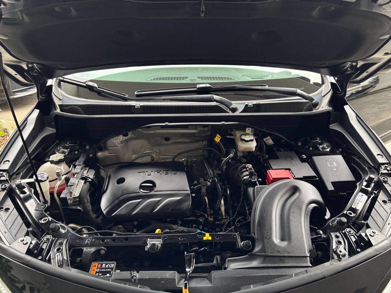 Thumbnail: 2025 Buick Encore GX - 32