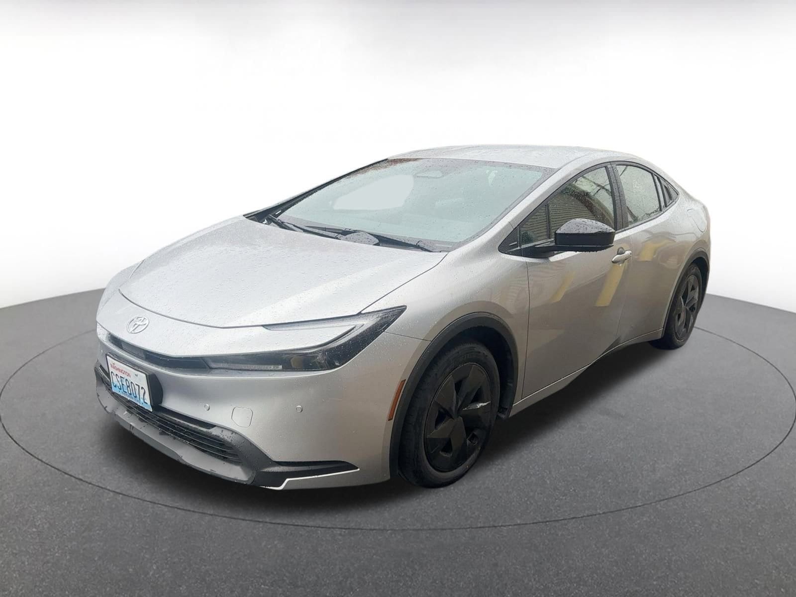 Thumbnail: 2025 Toyota Prius - 3