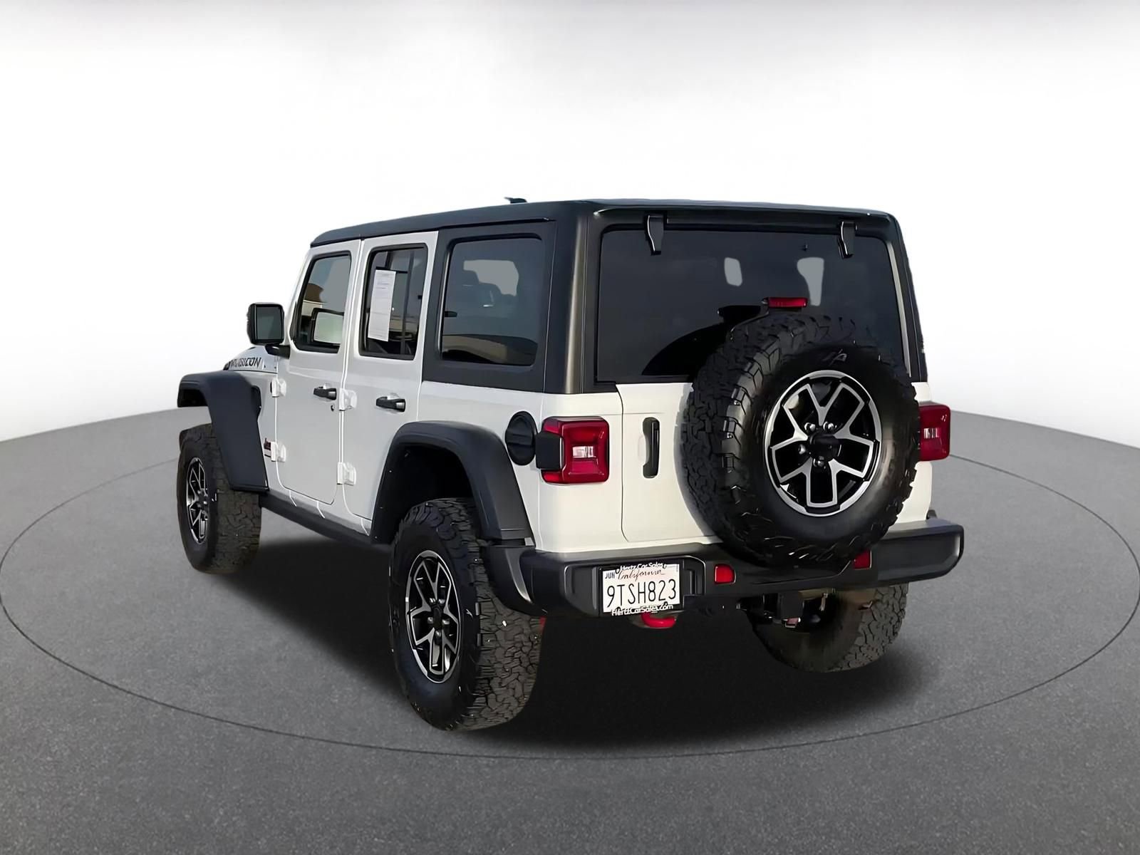 Thumbnail: 2025 Jeep Wrangler - 11