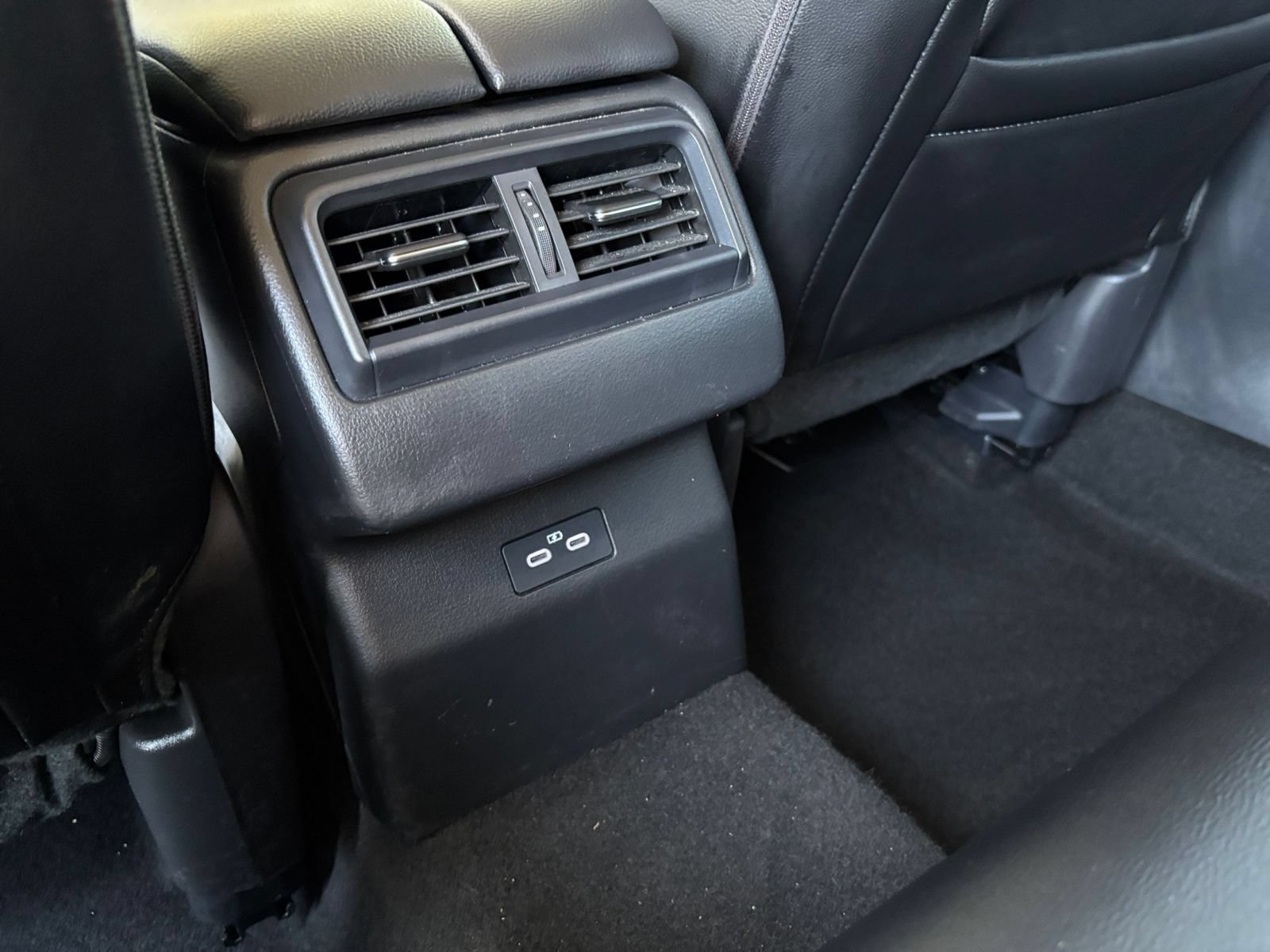 Thumbnail: 2026 Mazda CX-50 - 24