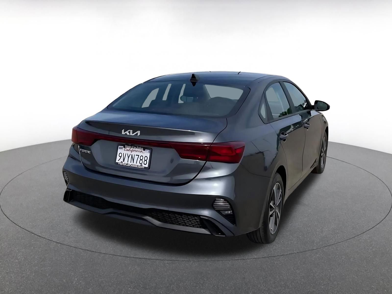 Thumbnail: 2024 Kia Forte - 14