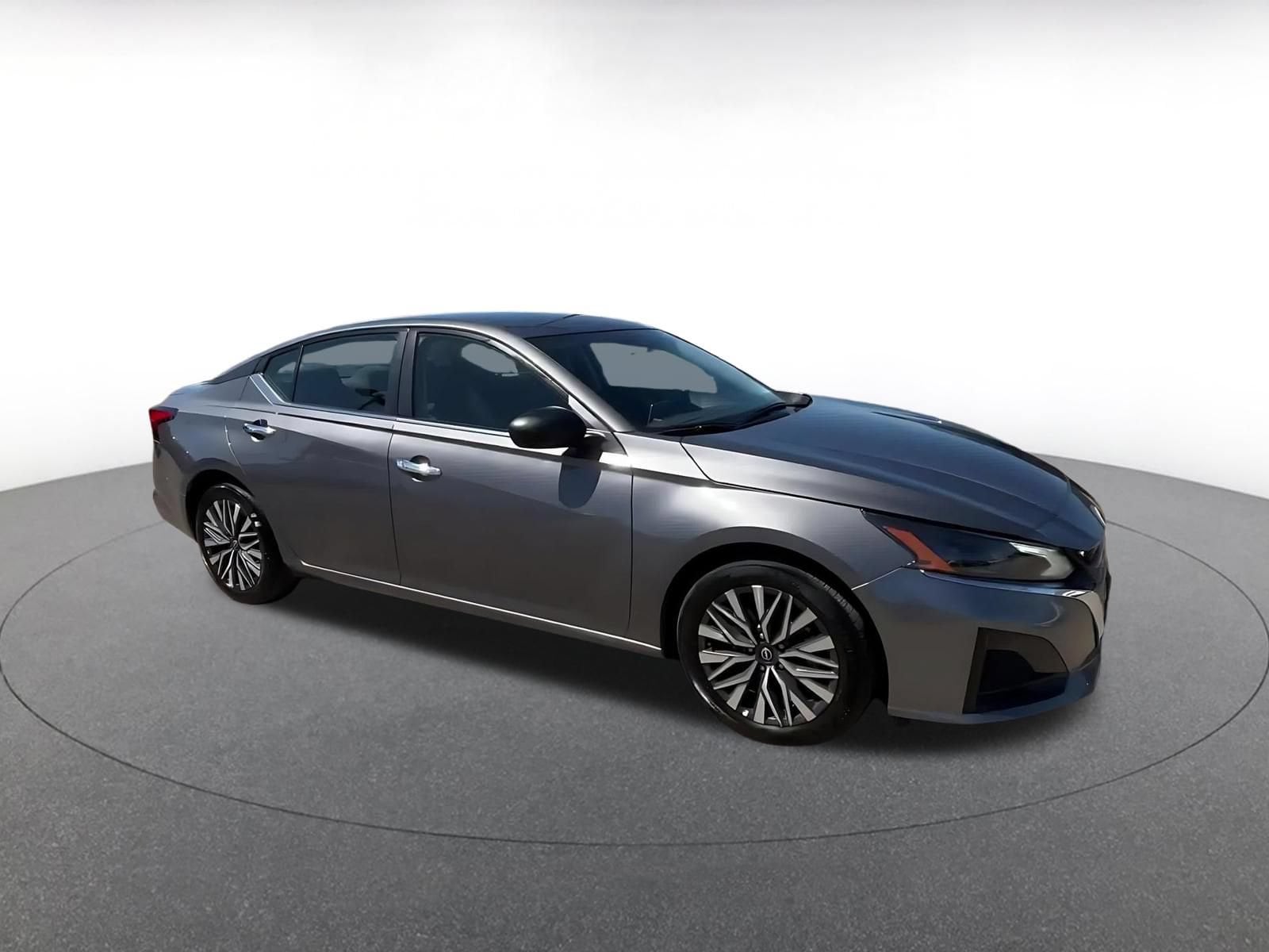 Thumbnail: 2025 Nissan Altima - 2