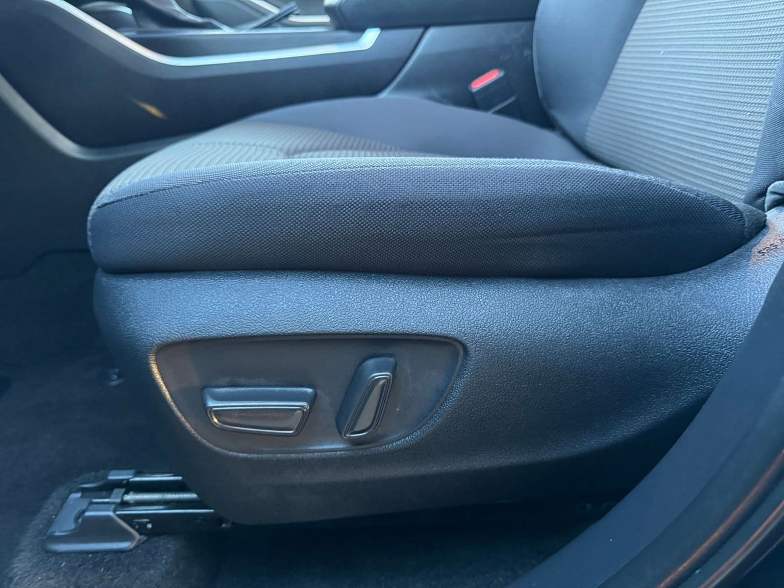 Thumbnail: 2025 Toyota Highlander - 23