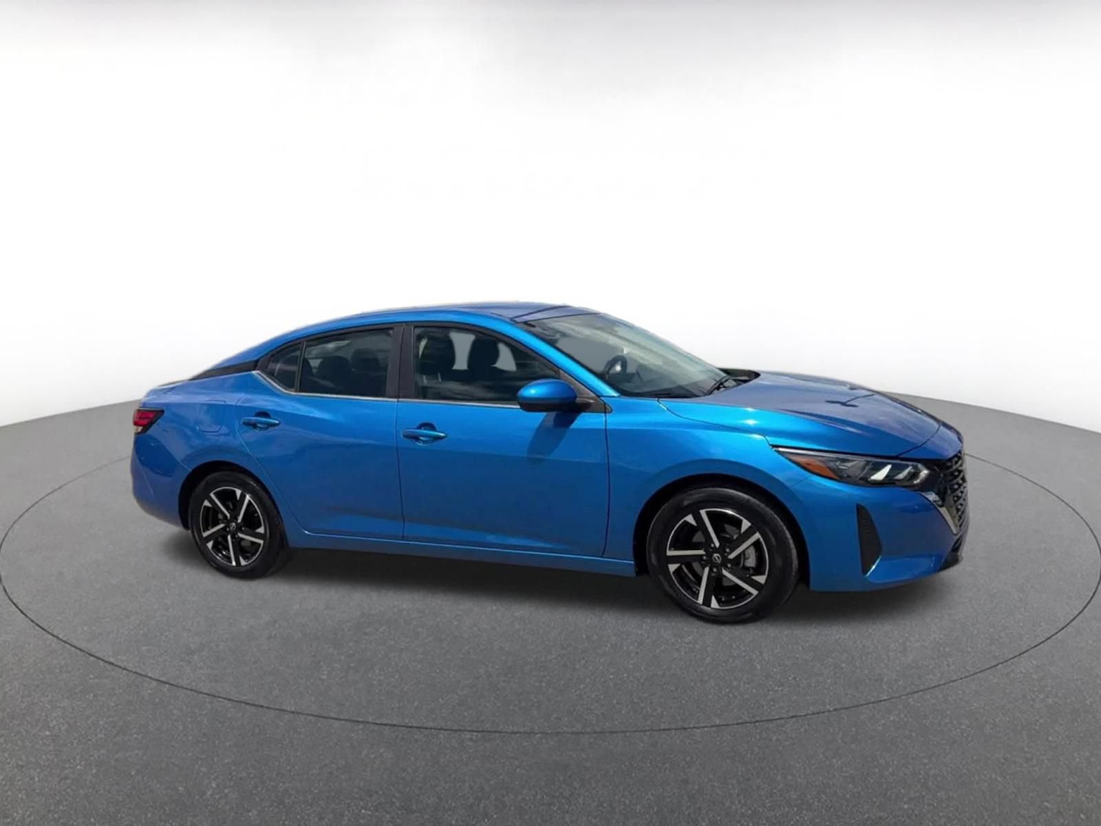 Thumbnail: 2025 Nissan Sentra - 2