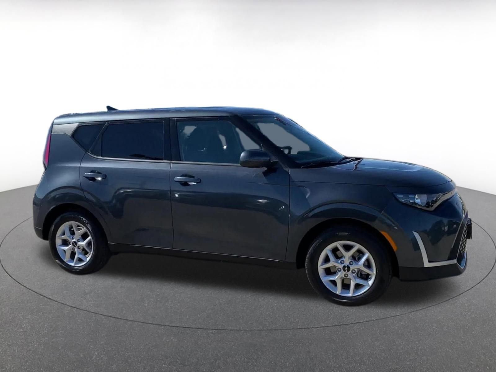 Thumbnail: 2025 Kia Soul - 16