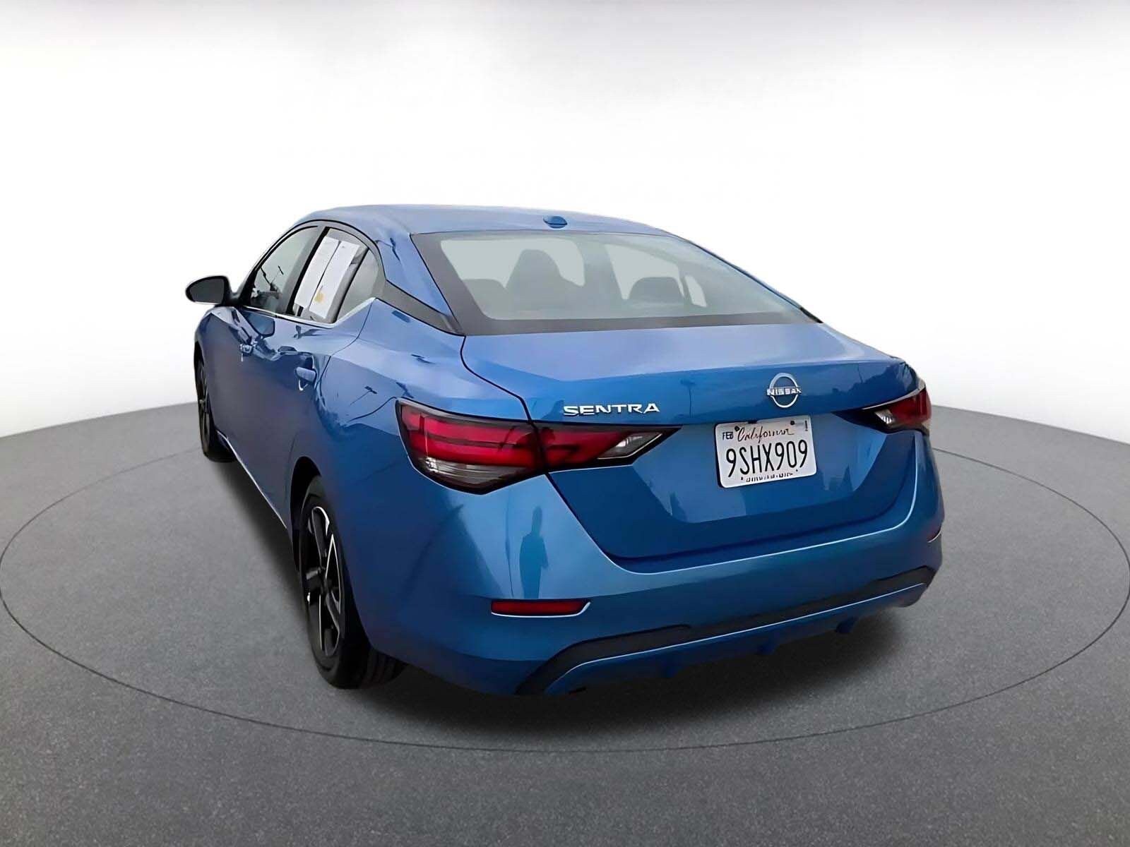 Thumbnail: 2025 Nissan Sentra - 10